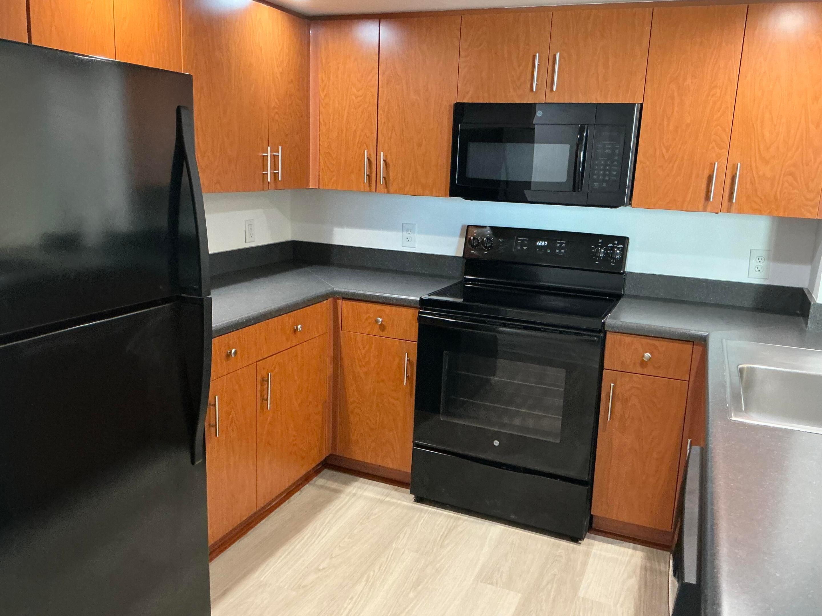 100 N Federal #723, Fort Lauderdale FL 33301