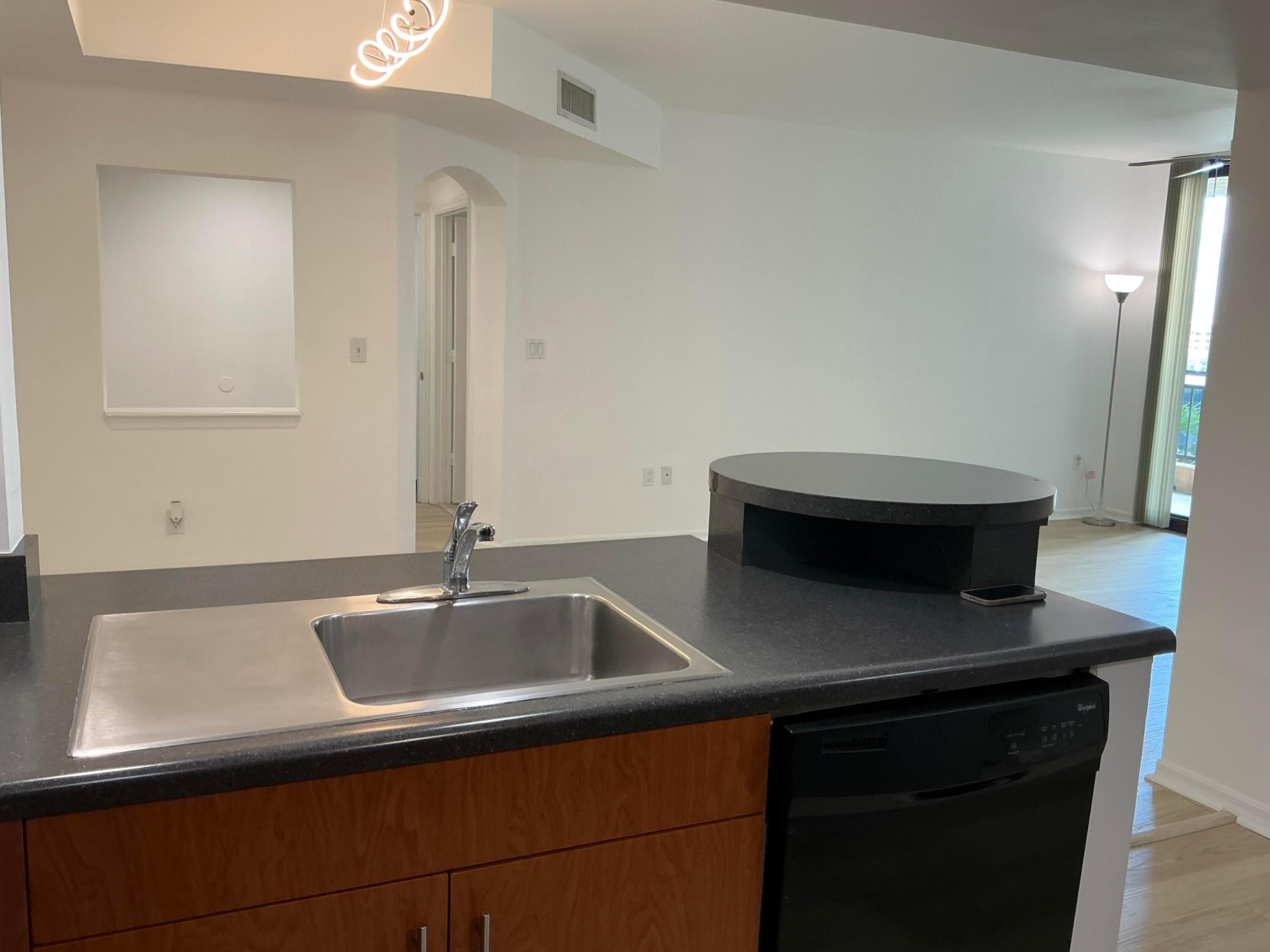 100 N Federal #723, Fort Lauderdale FL 33301