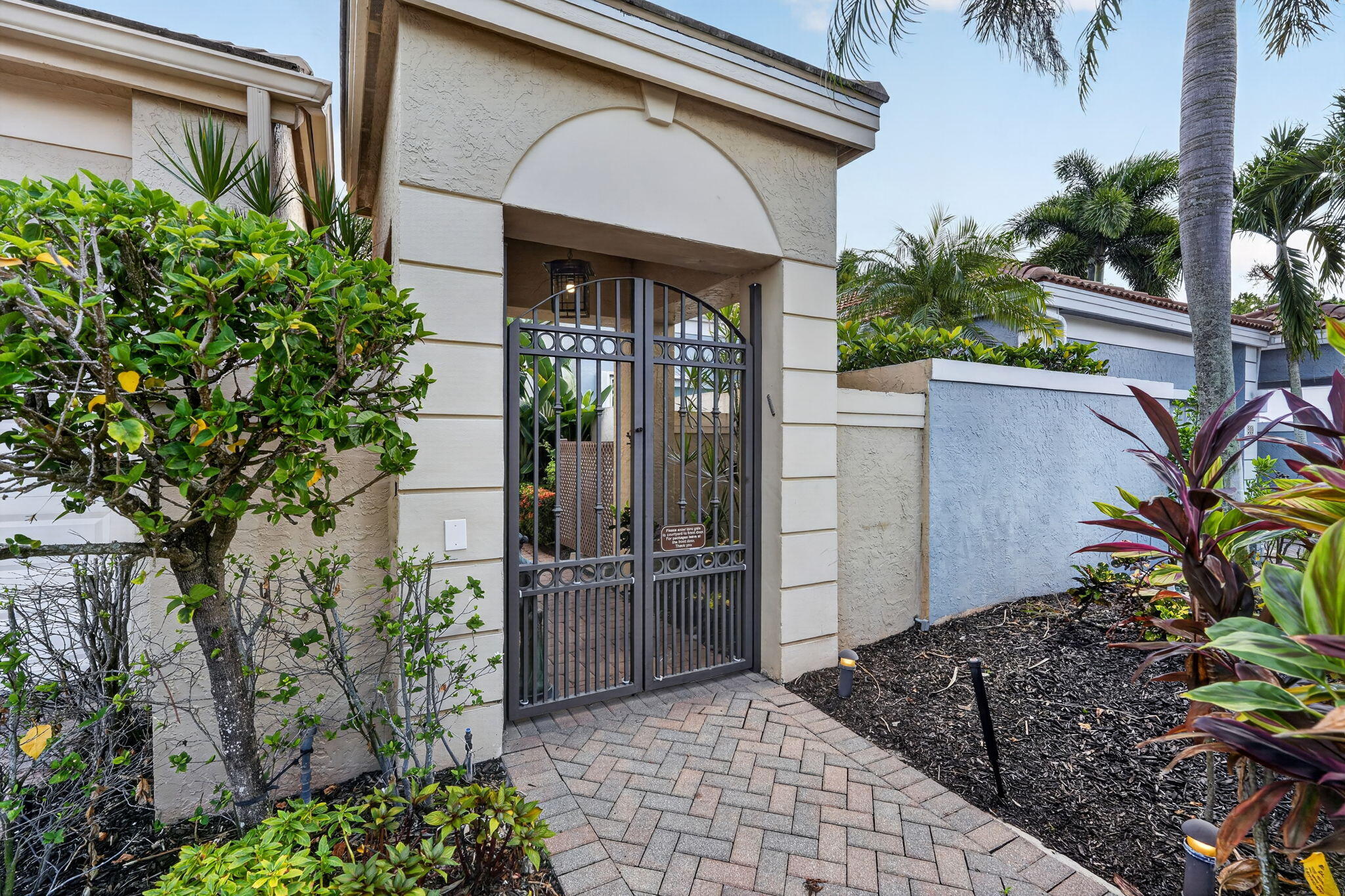 210 Coral Cay, Palm Beach Gardens FL 33418