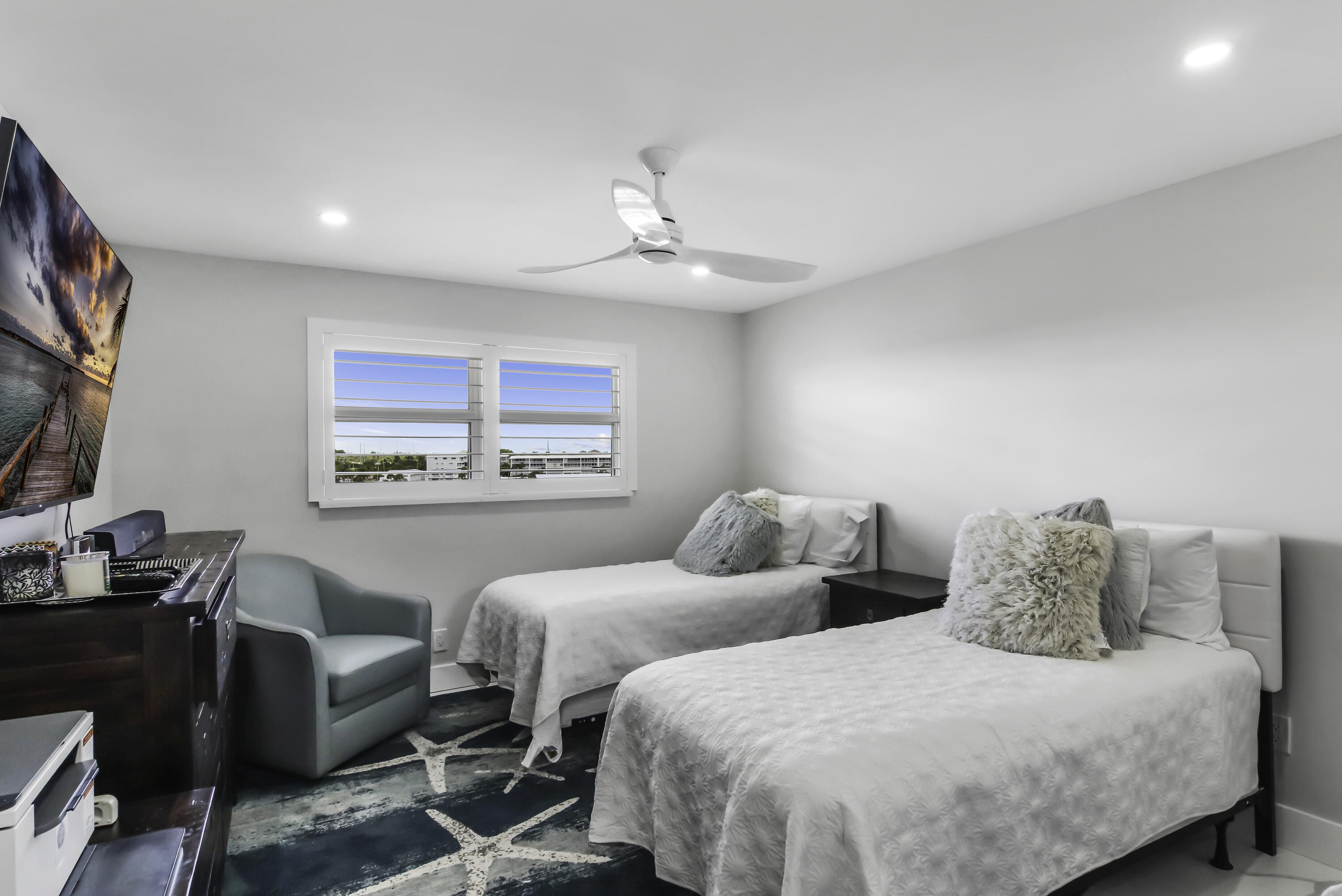 44 Yacht Club #611, North Palm Beach FL 33408