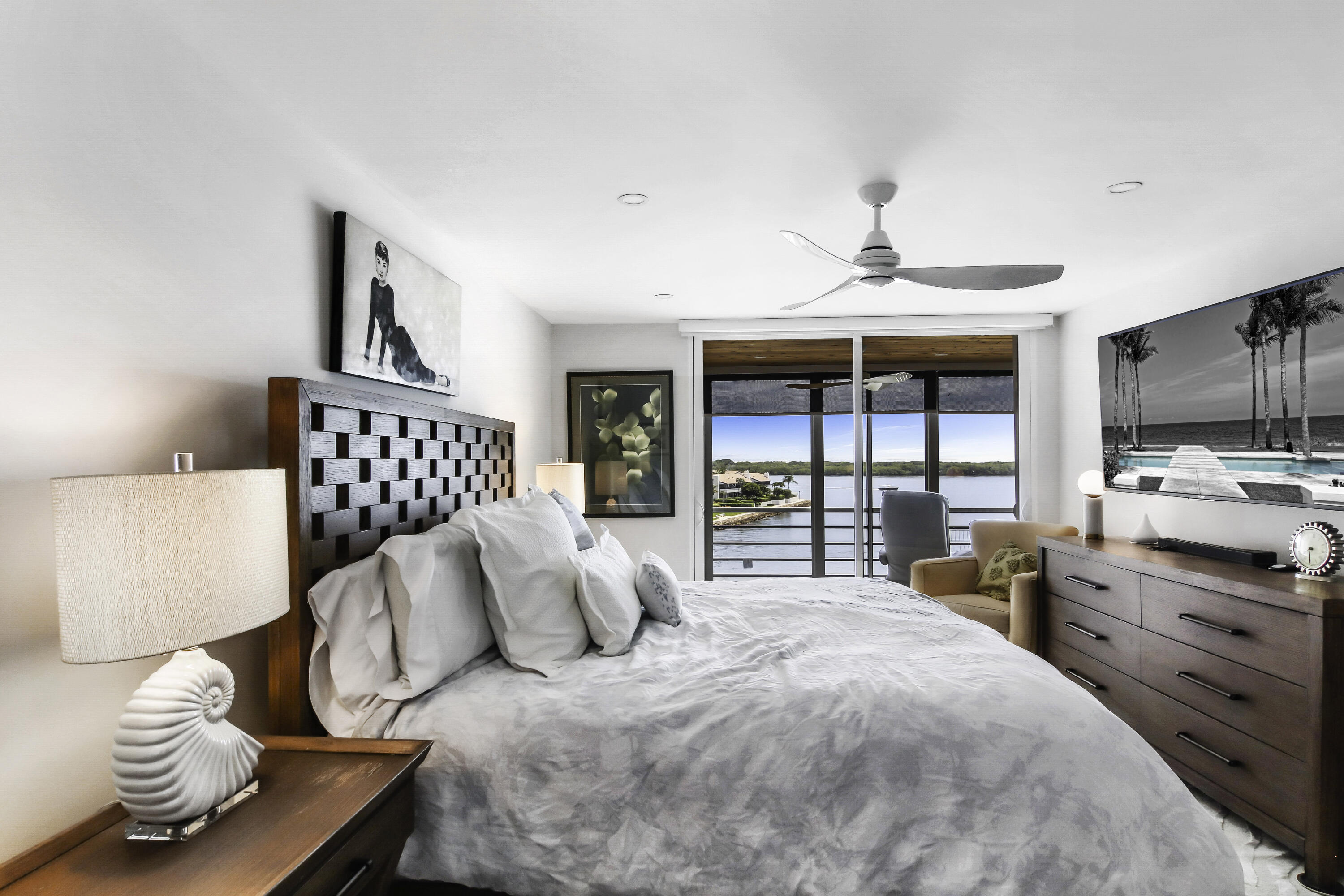 44 Yacht Club #611, North Palm Beach FL 33408