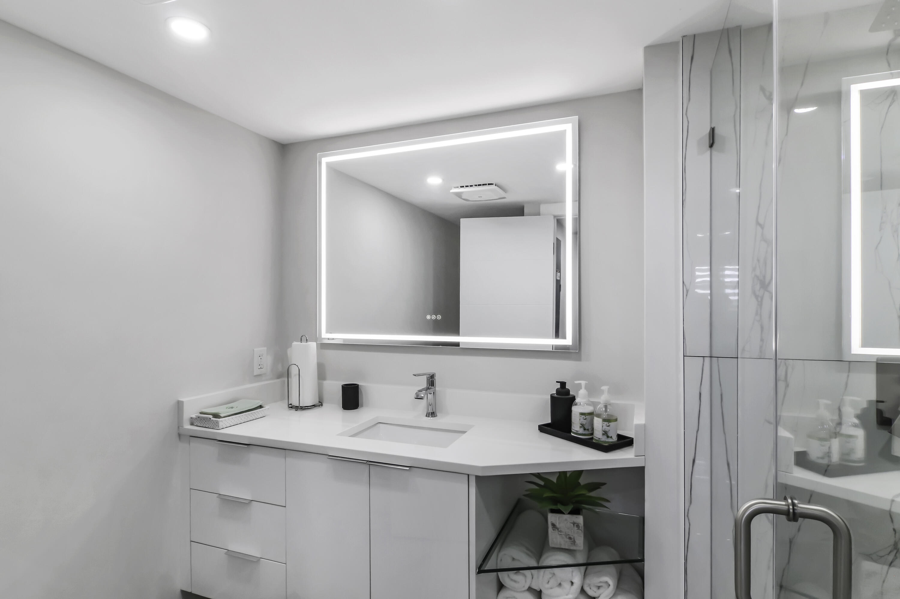 44 Yacht Club #611, North Palm Beach FL 33408