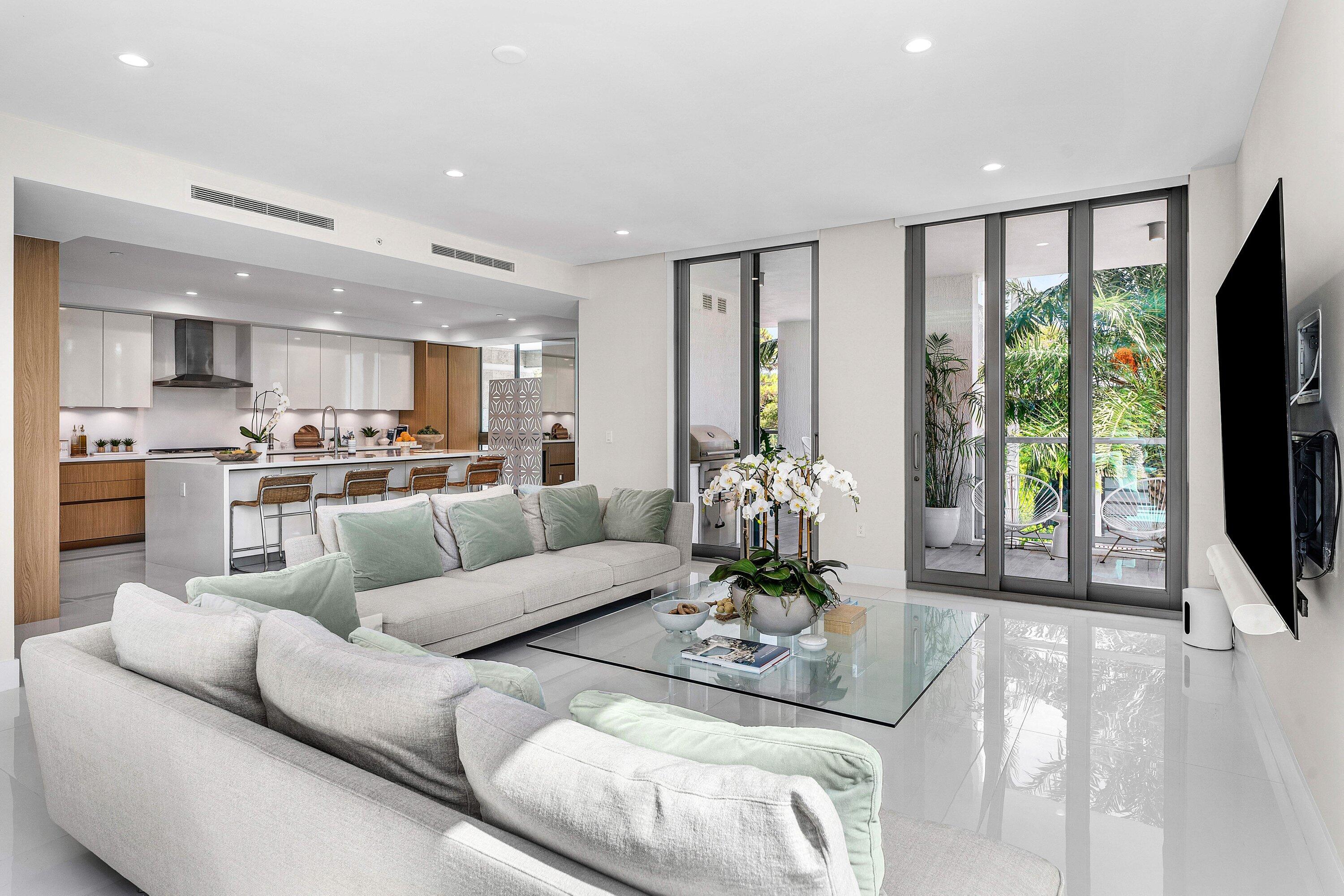 475 E Royal Palm #206, Boca Raton FL 33432