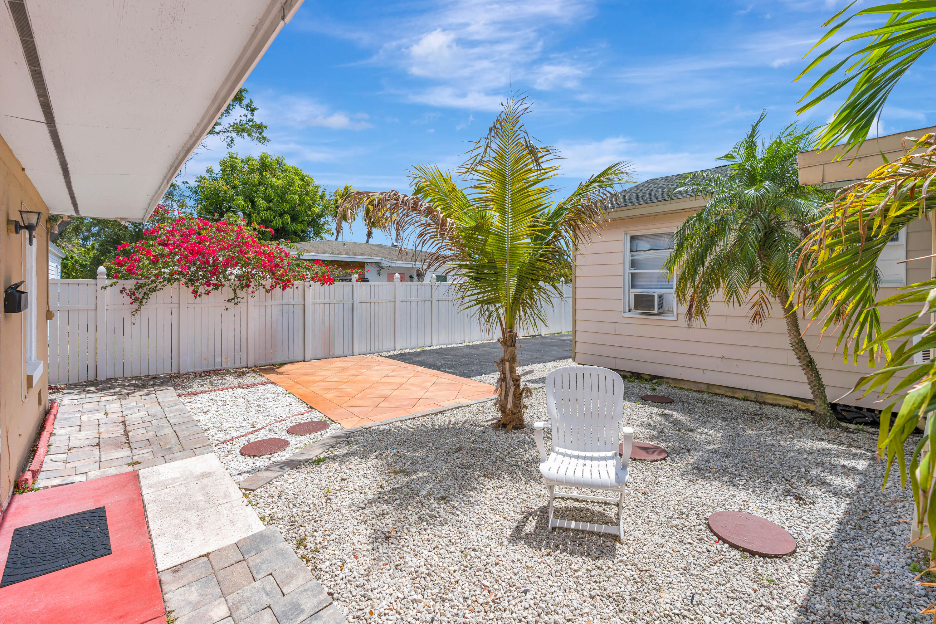505 Foresteria, Lake Park FL 33403