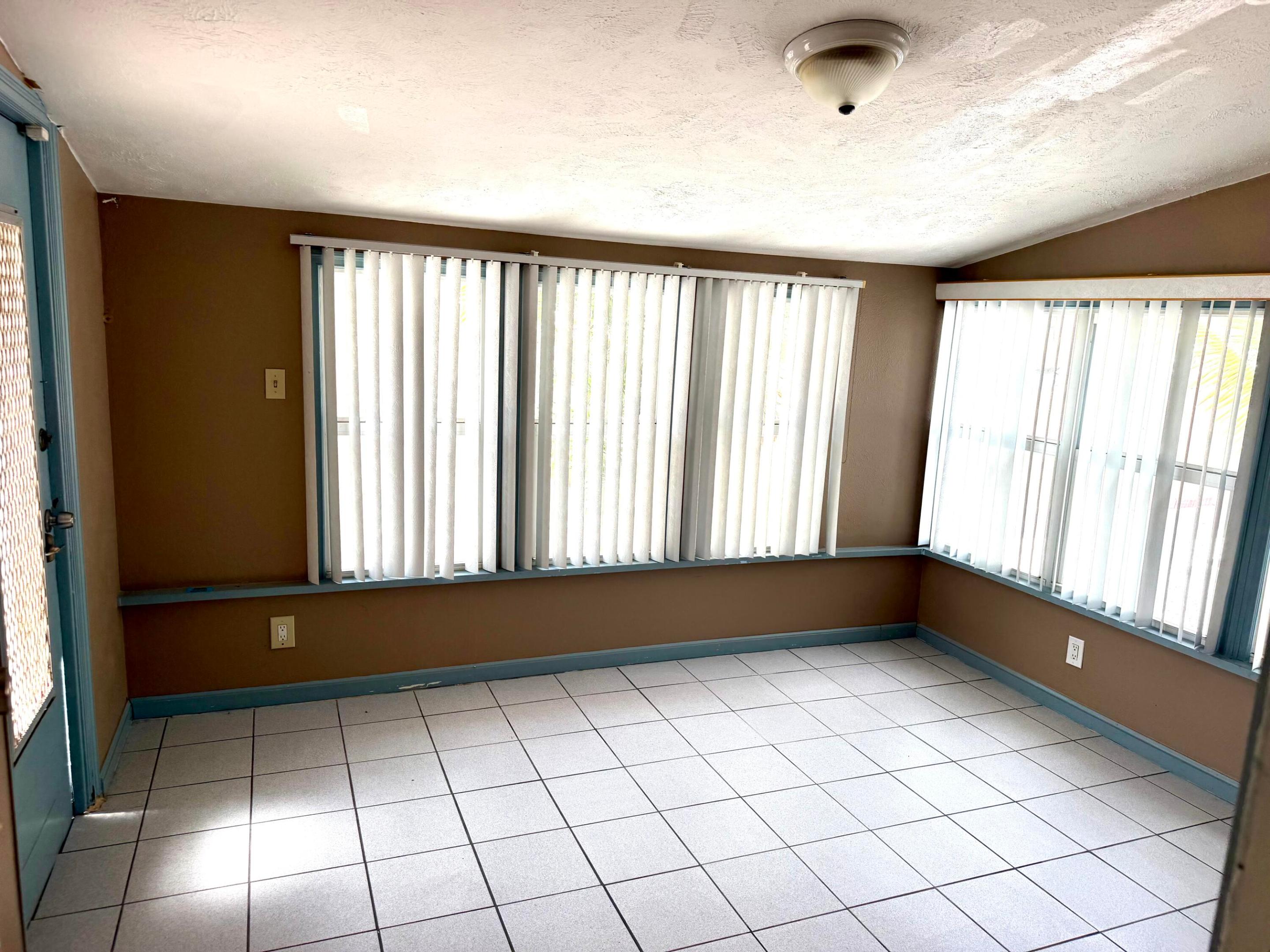 505 Foresteria, Lake Park FL 33403