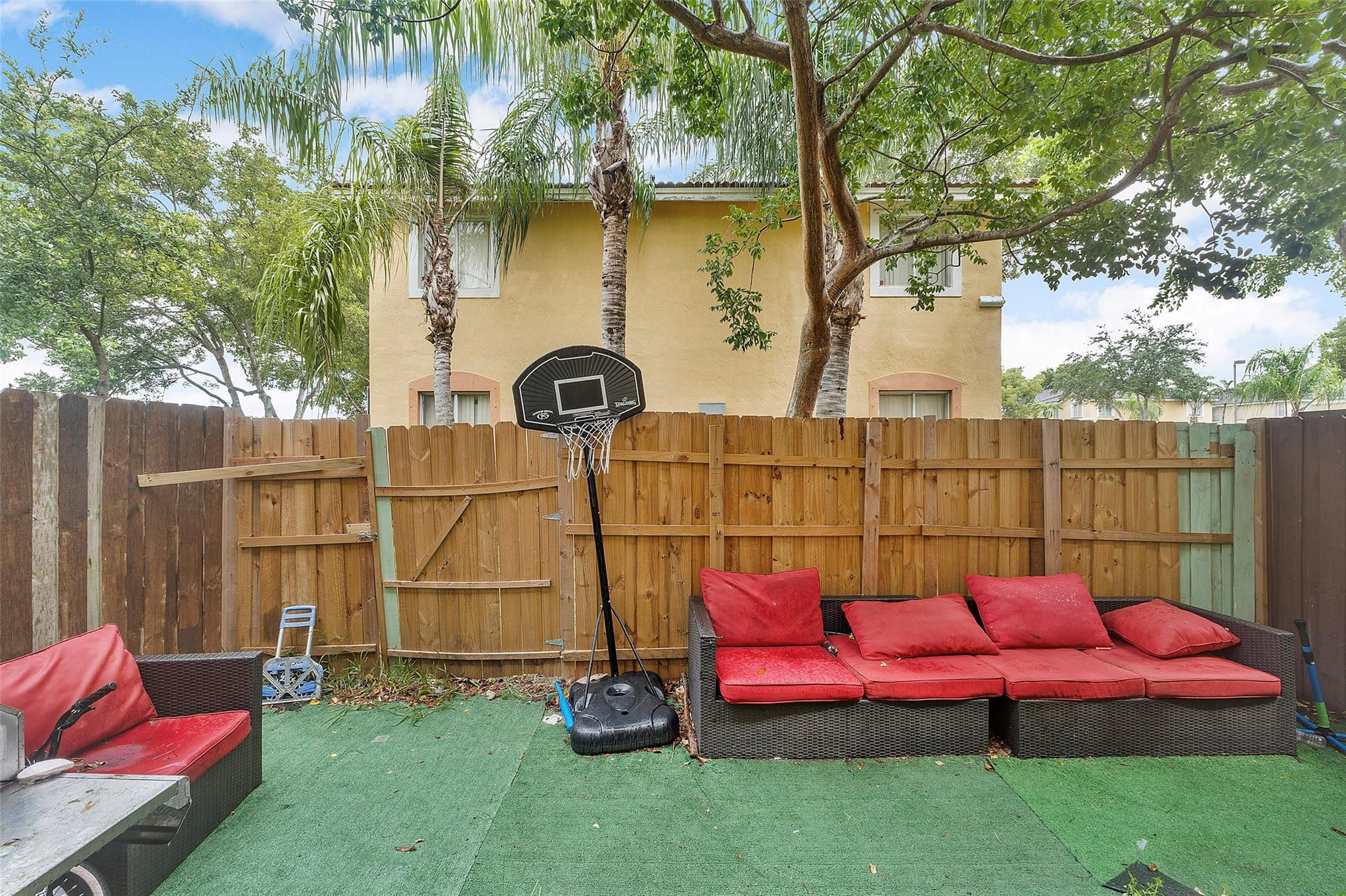 1497 SE 27th #320, Homestead FL 33035