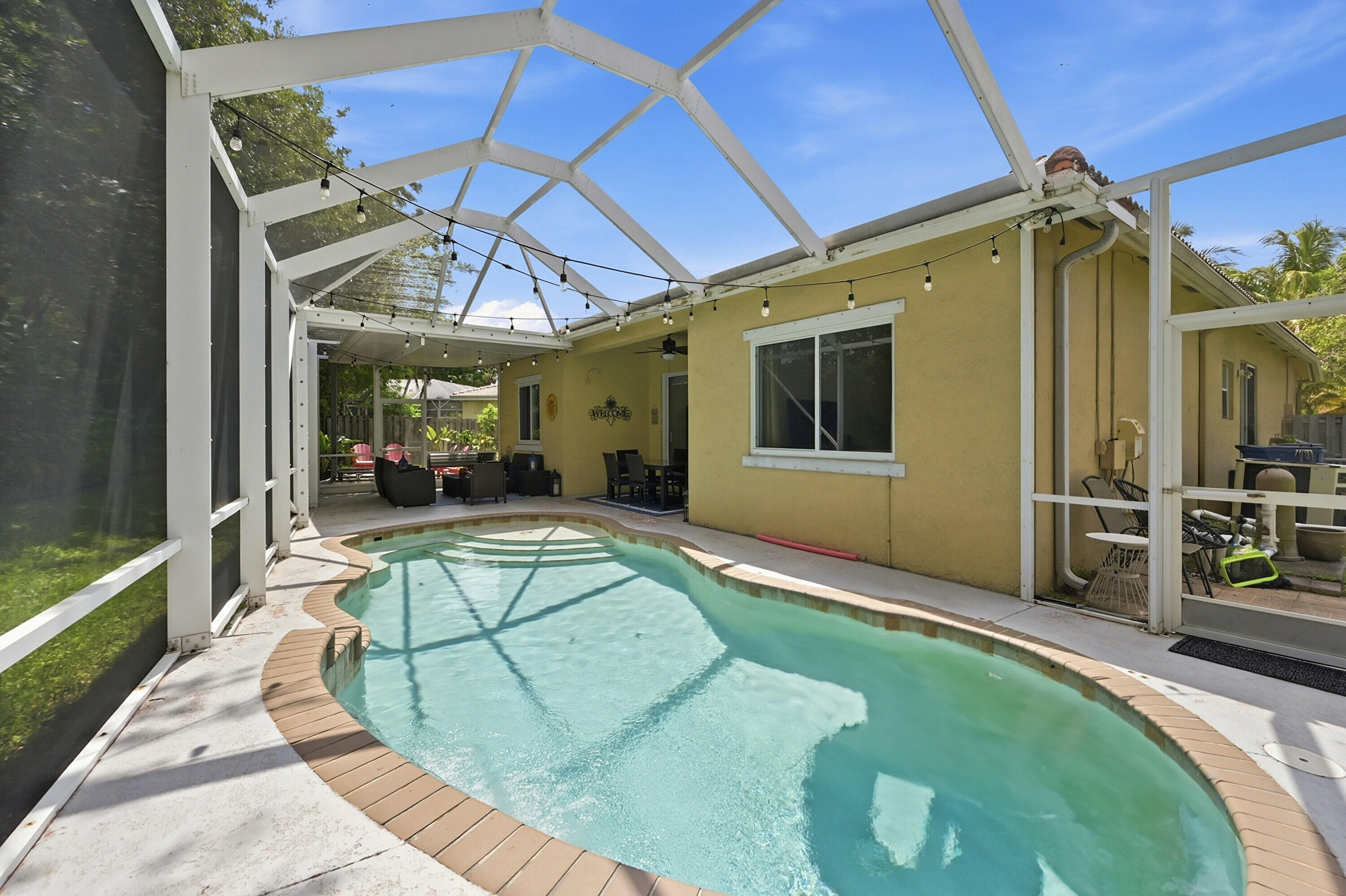 4487 NW 45th, Coconut Creek FL 33073