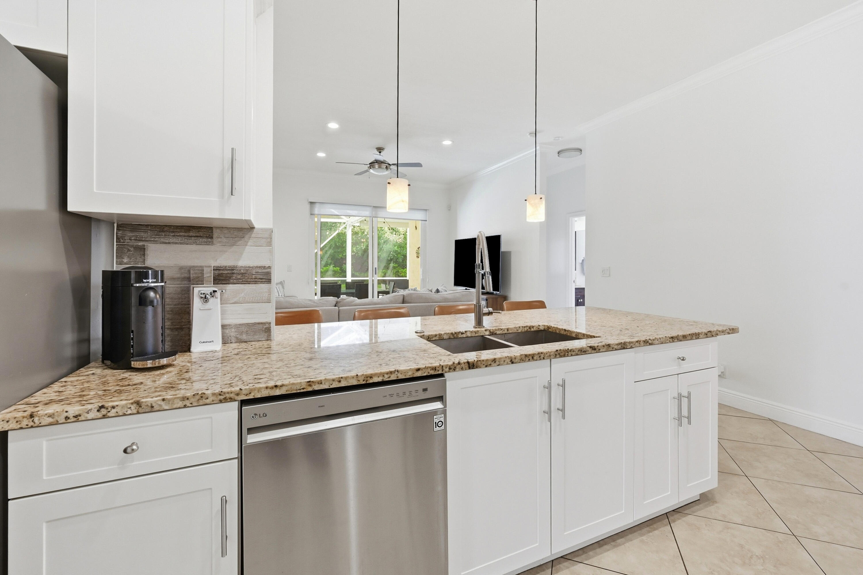 4487 NW 45th, Coconut Creek FL 33073