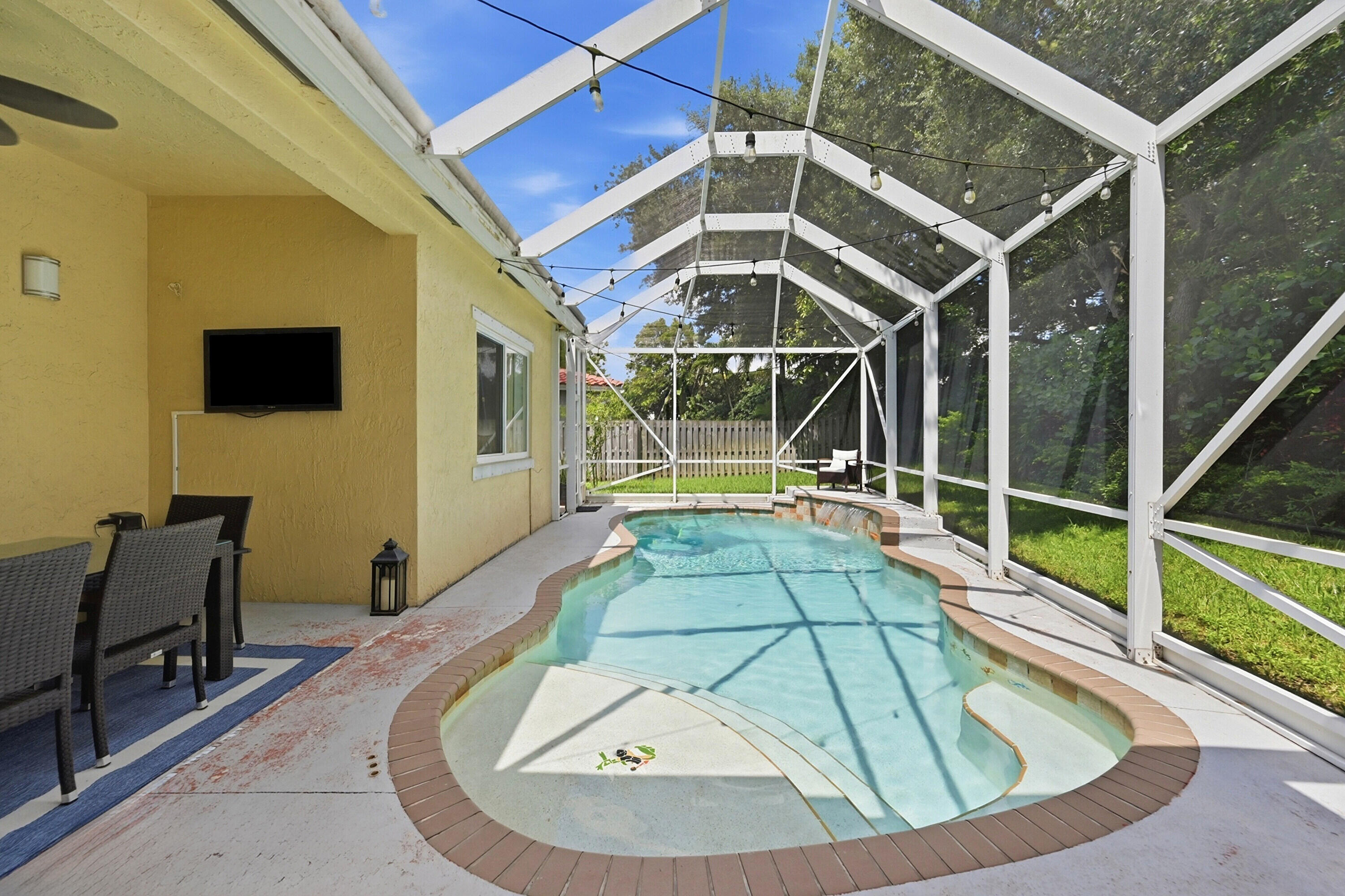 4487 NW 45th, Coconut Creek FL 33073