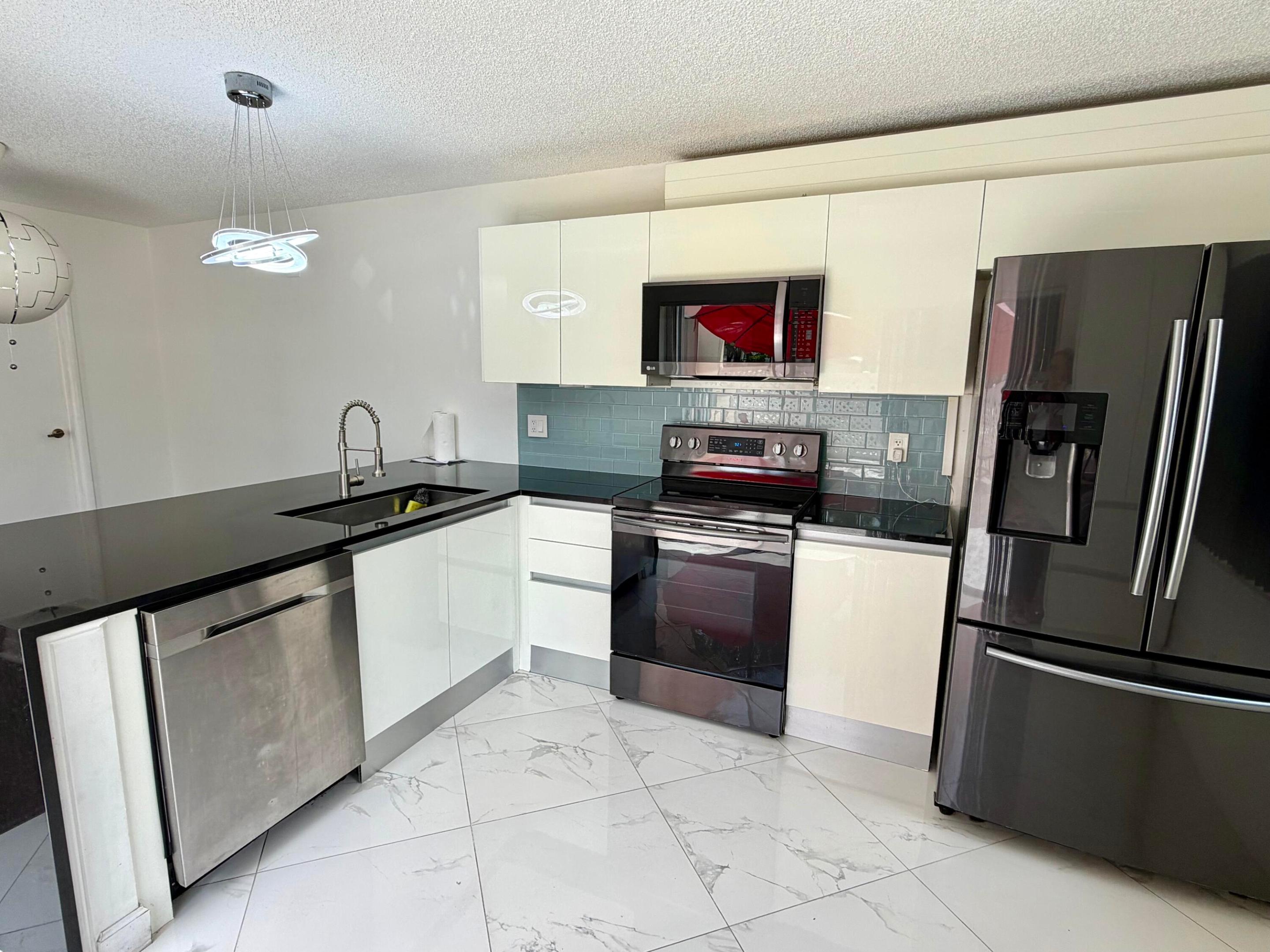 8161 Andover #61d, Lake Clarke Shores FL 33406