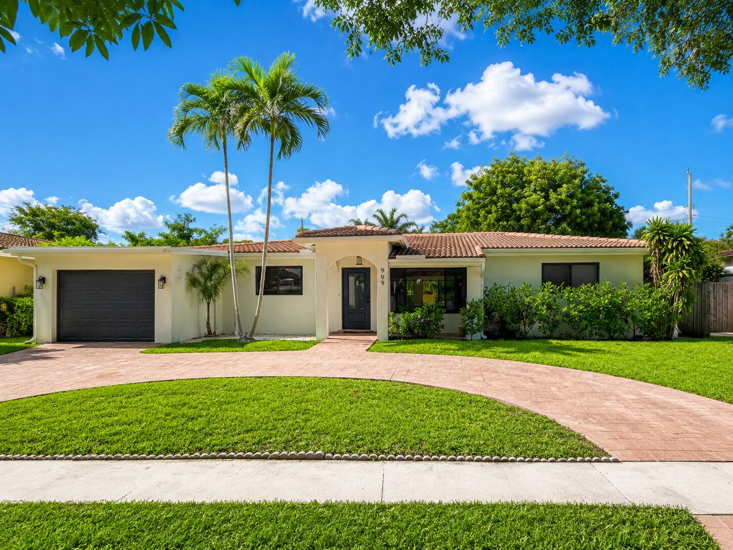 909 SE 14th, Deerfield Beach FL 33441