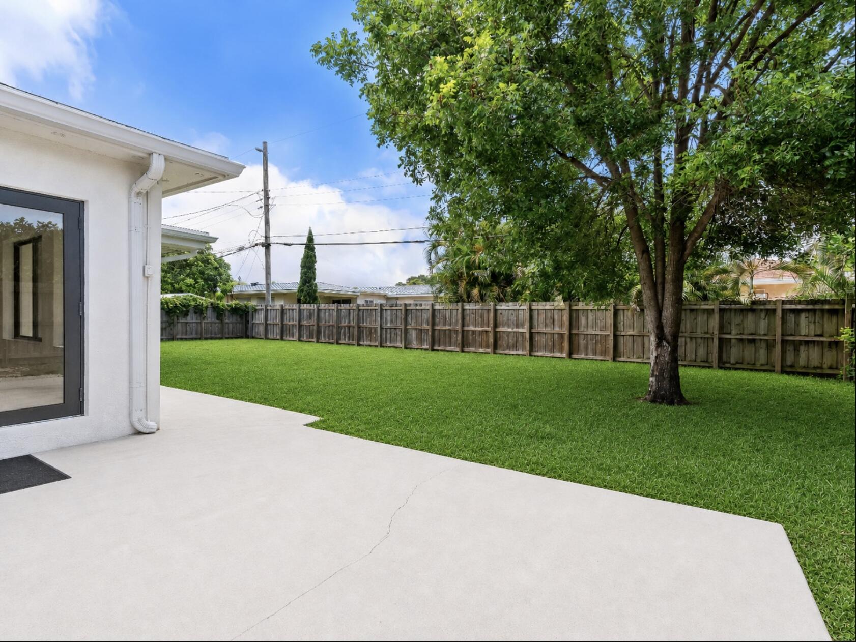 909 SE 14th, Deerfield Beach FL 33441