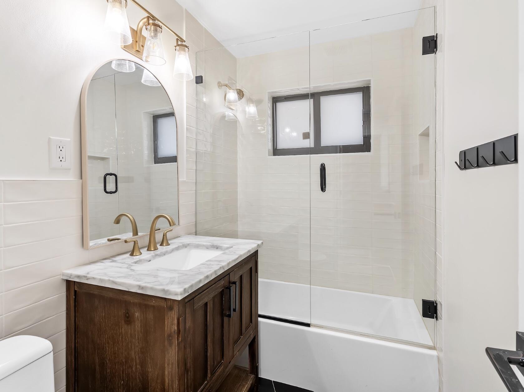 909 SE 14th, Deerfield Beach FL 33441