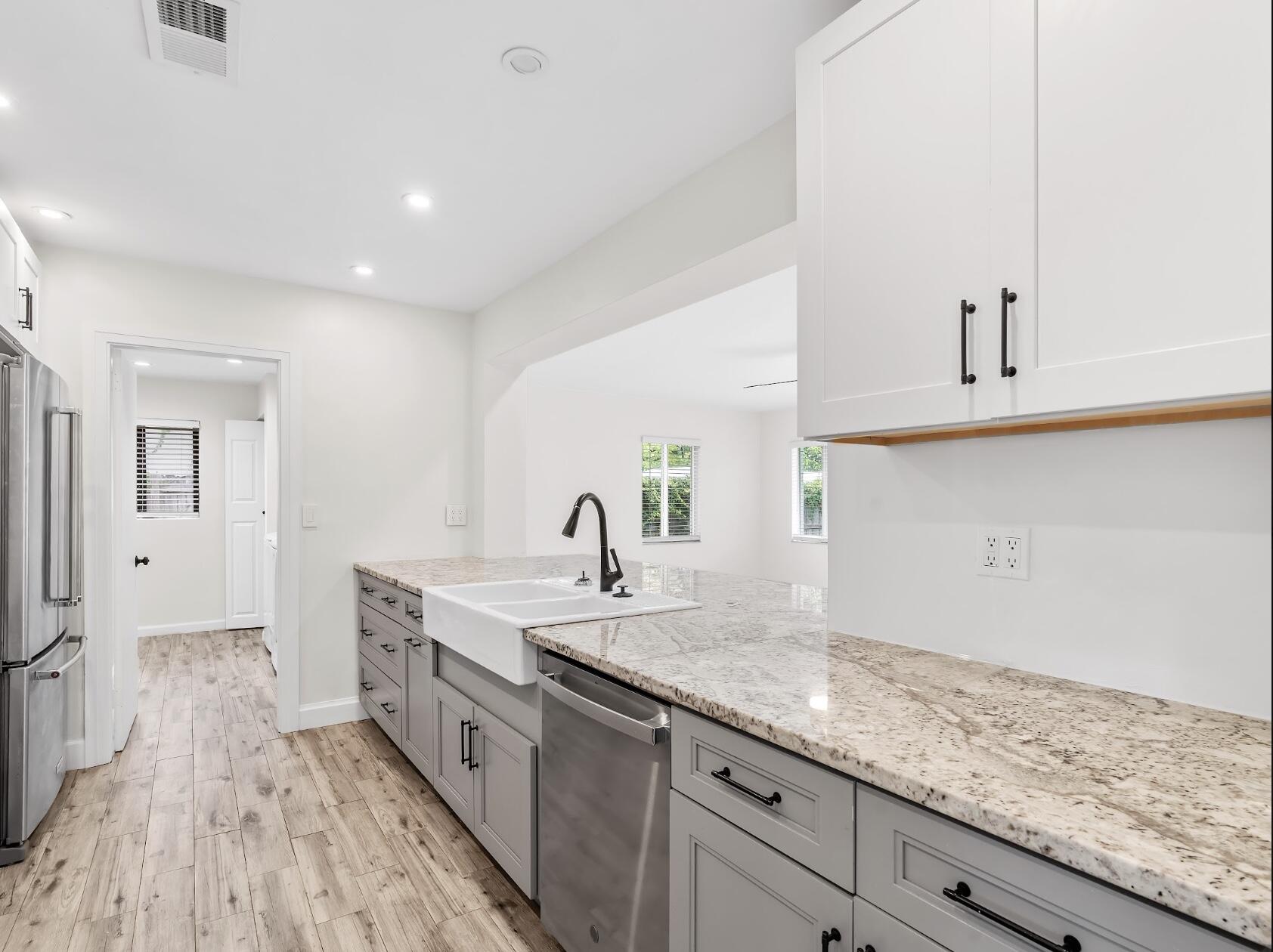 909 SE 14th, Deerfield Beach FL 33441