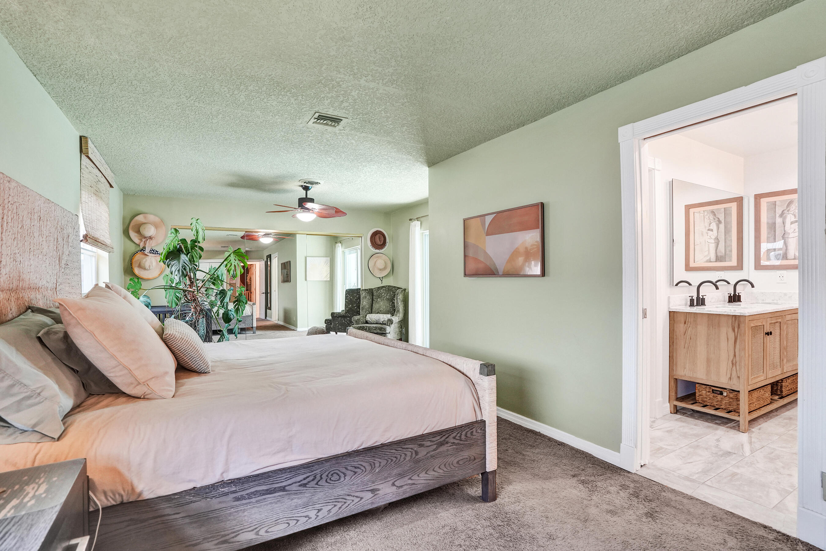 1430 NE 57th, Fort Lauderdale FL 33334