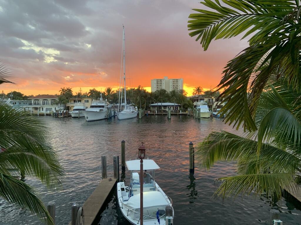 815 Middle River #106, Fort Lauderdale FL 33304