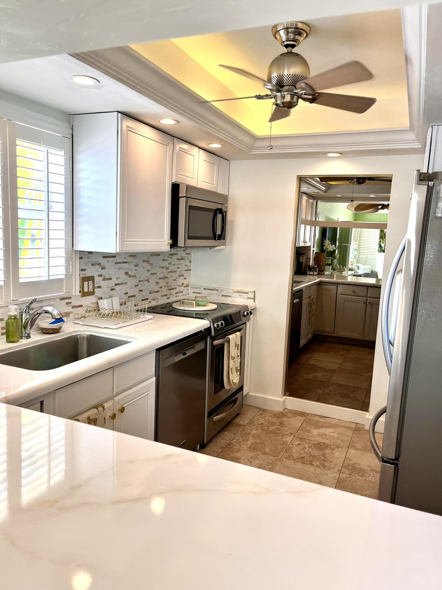 815 Middle River #106, Fort Lauderdale FL 33304
