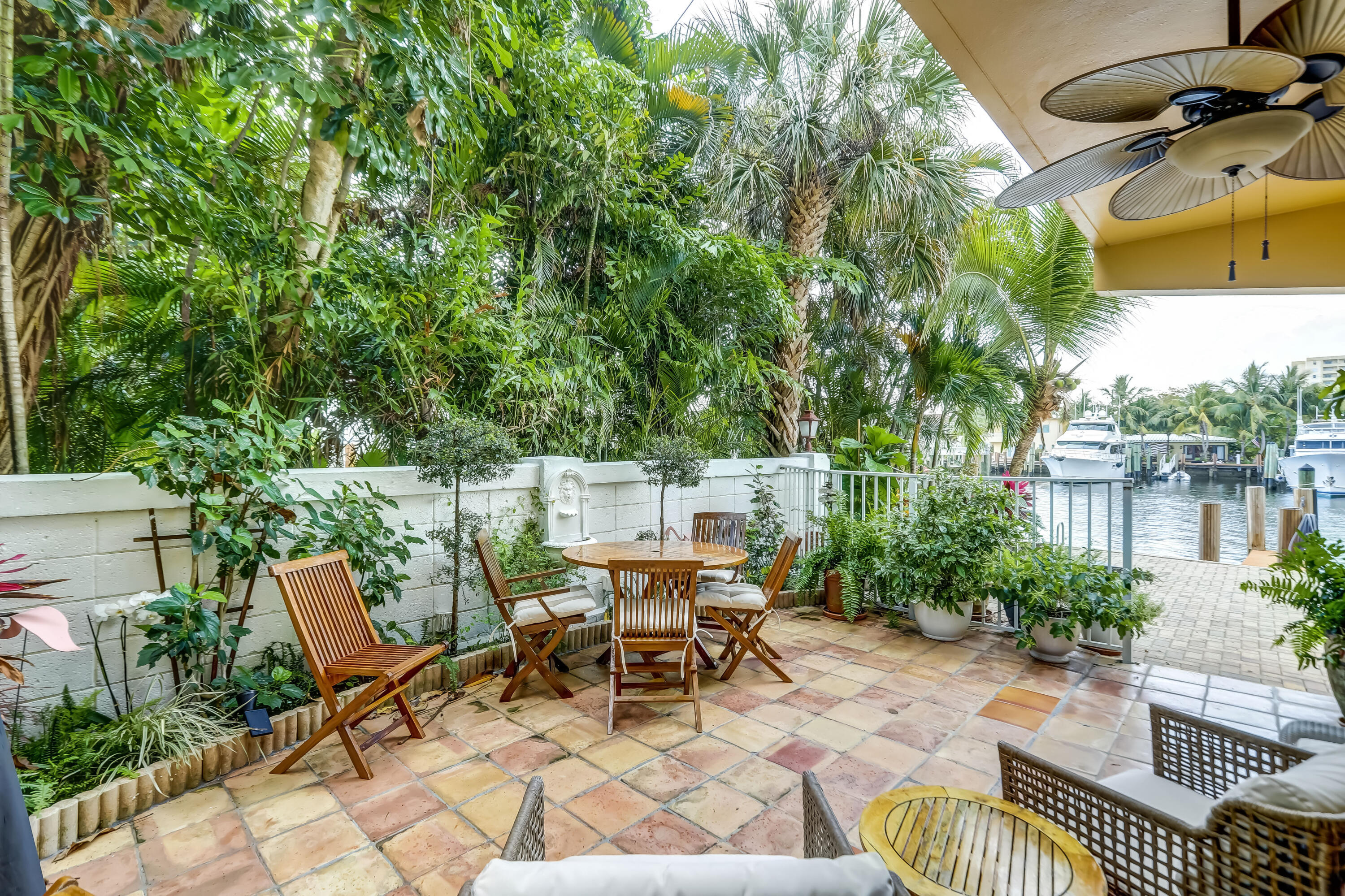 815 Middle River #106, Fort Lauderdale FL 33304