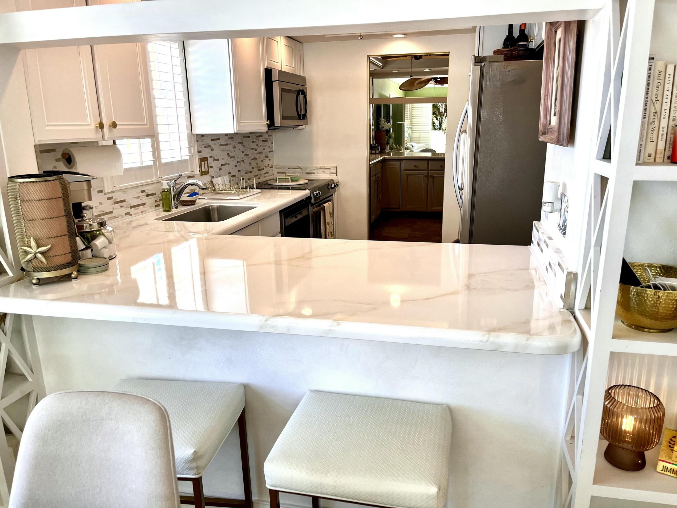 815 Middle River #106, Fort Lauderdale FL 33304