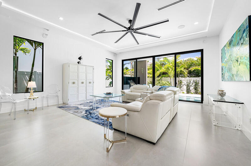 239 NE 11th, Delray Beach FL 33444