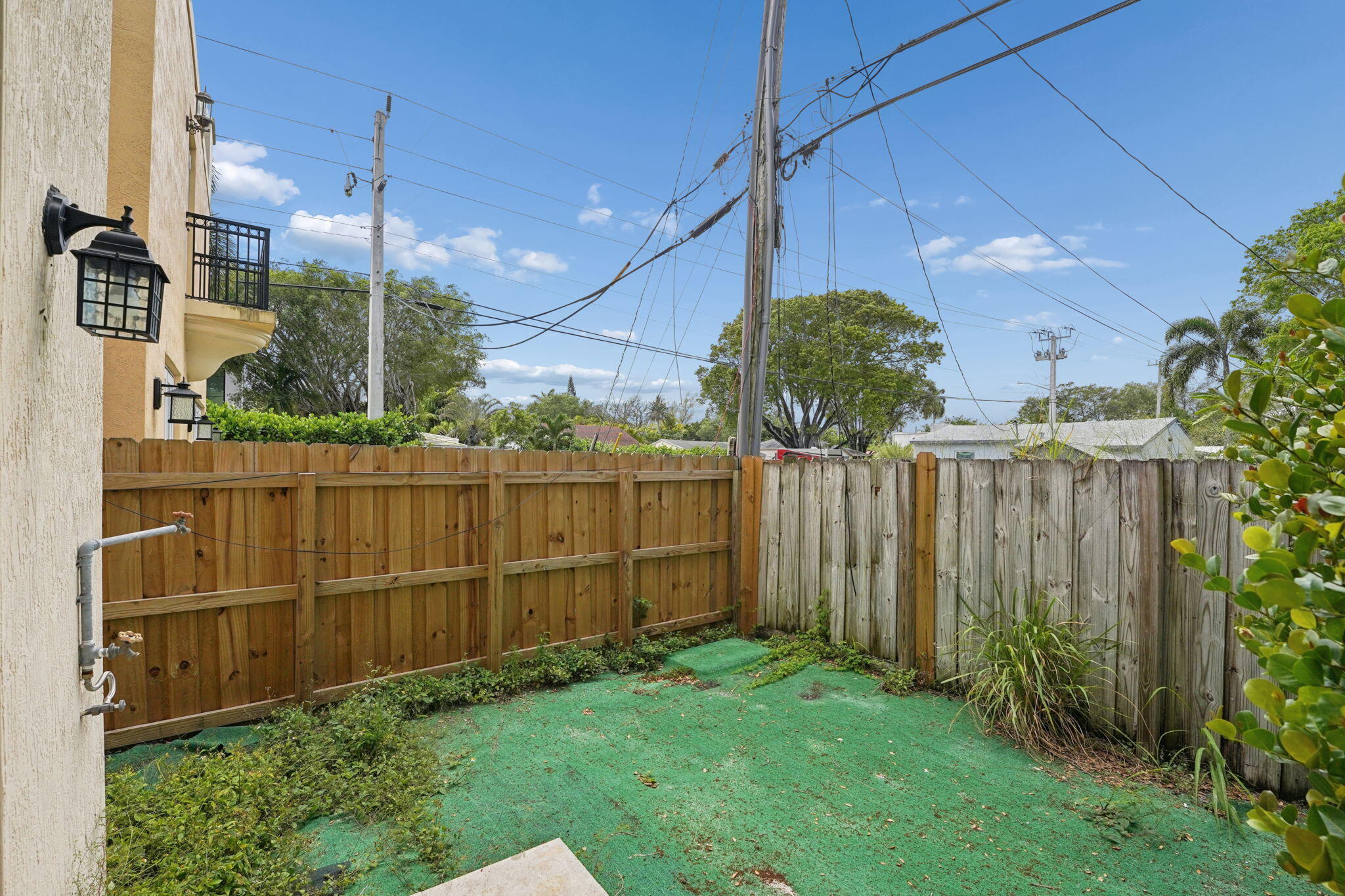819 SW 7th, Fort Lauderdale FL 33315