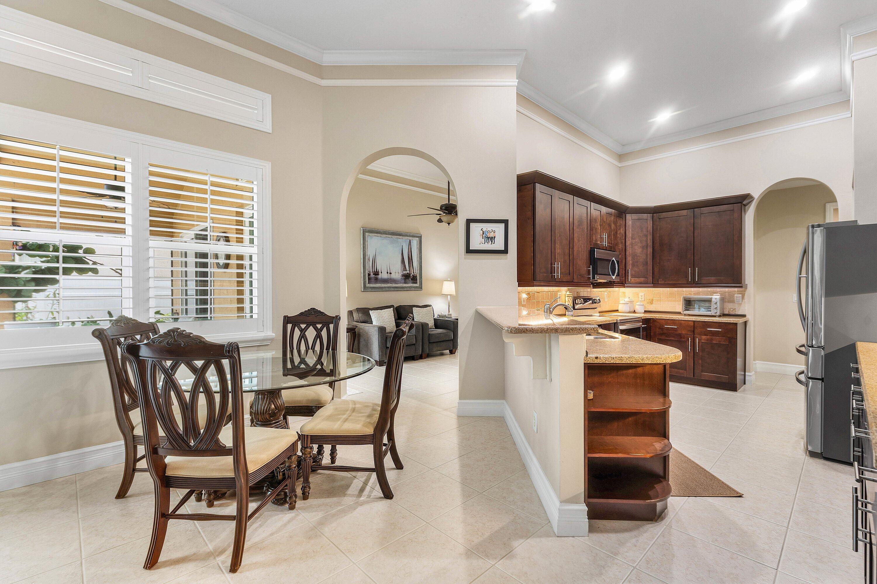 1853 Palisades, West Palm Beach FL 33411