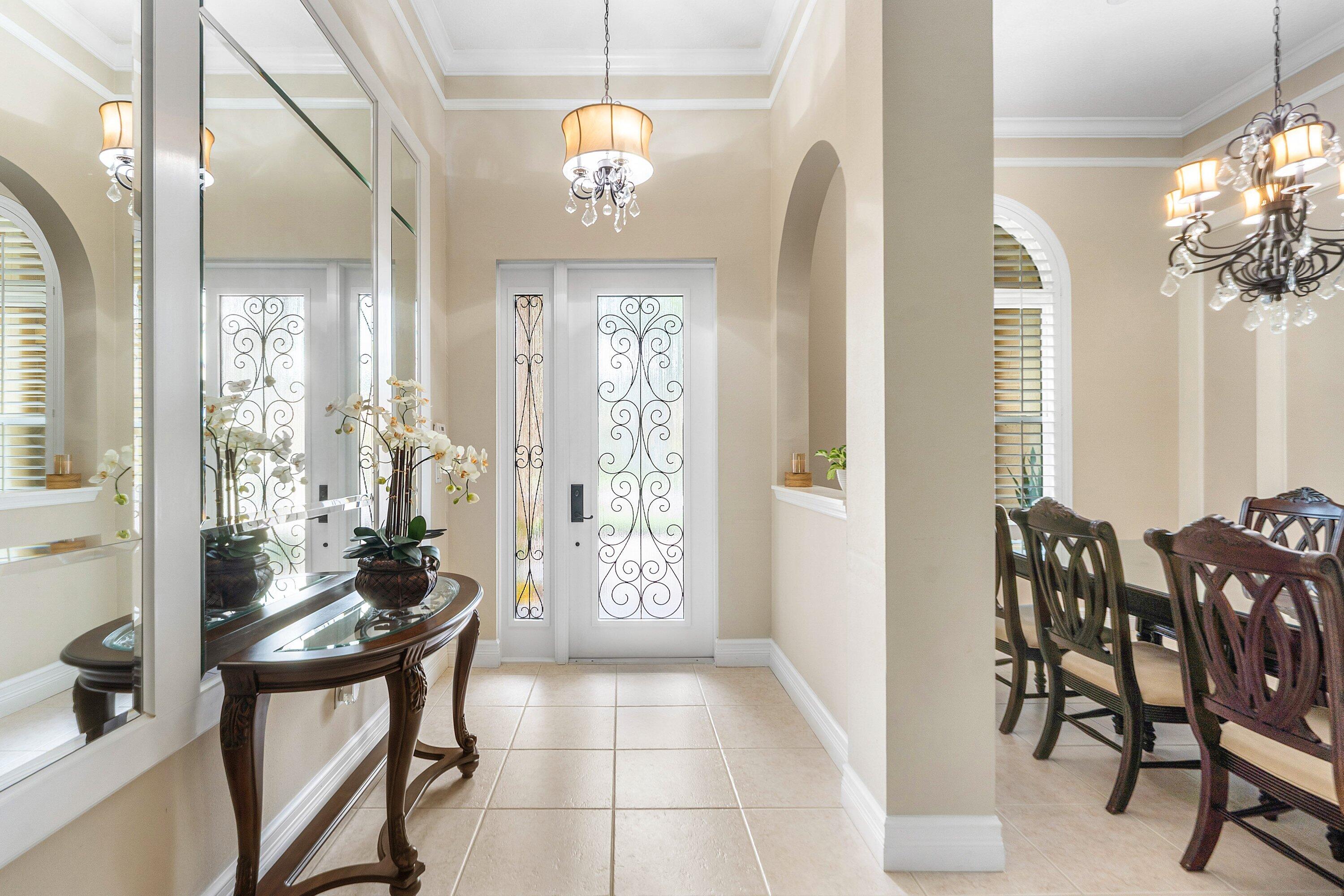 1853 Palisades, West Palm Beach FL 33411