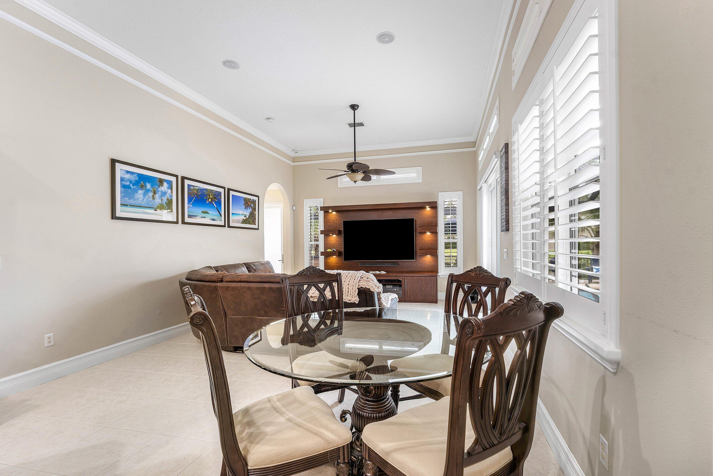 1853 Palisades, West Palm Beach FL 33411