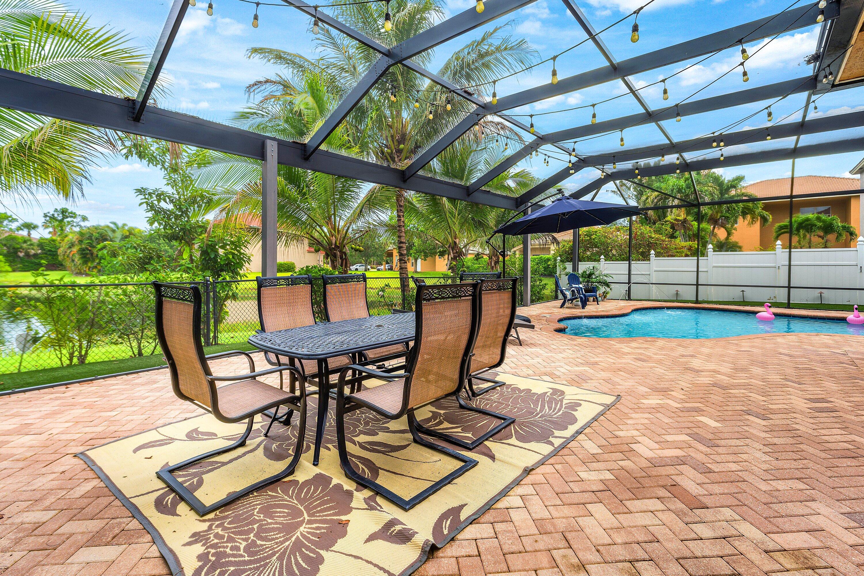 1853 Palisades, West Palm Beach FL 33411