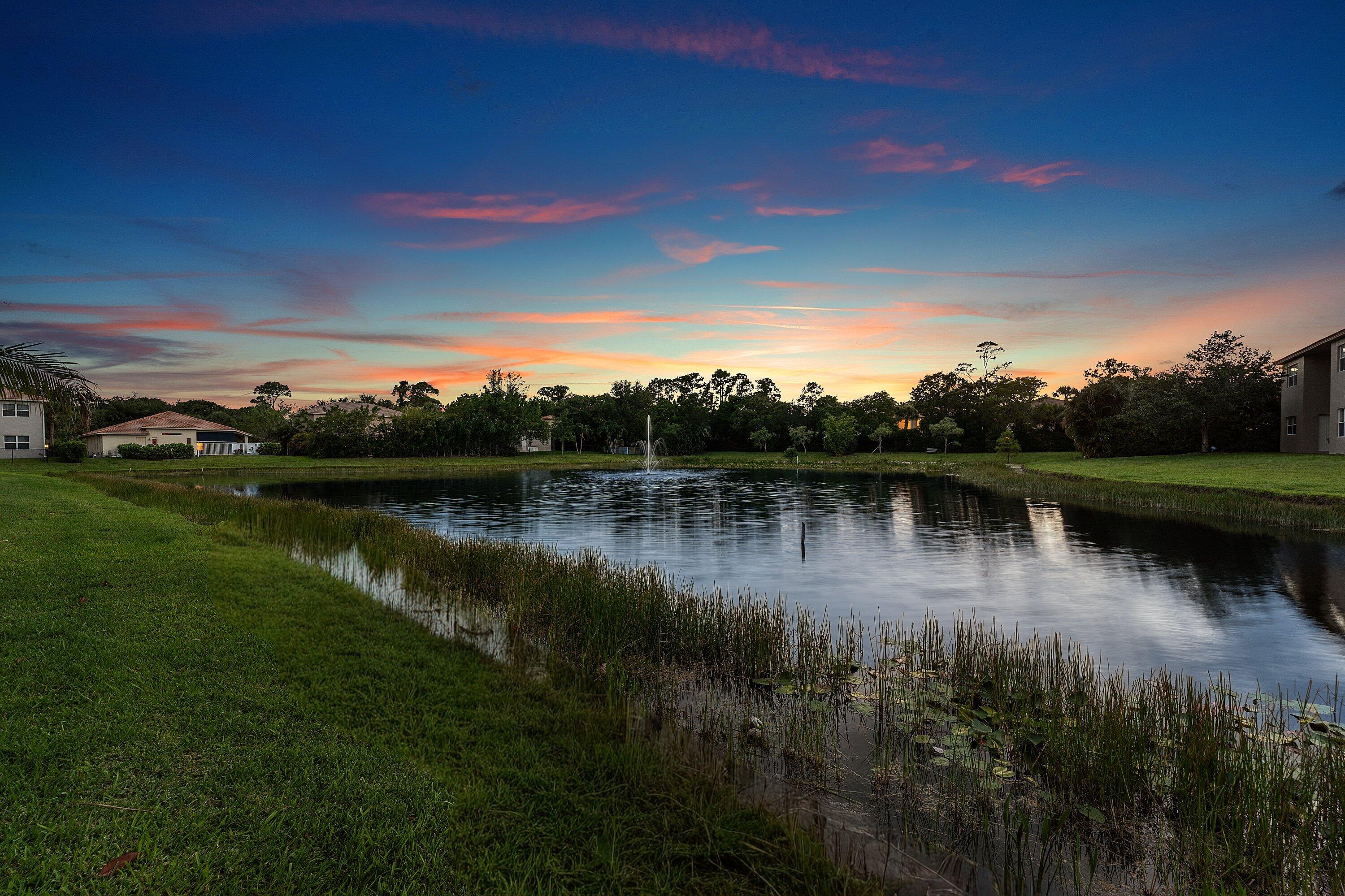 1853 Palisades, West Palm Beach FL 33411