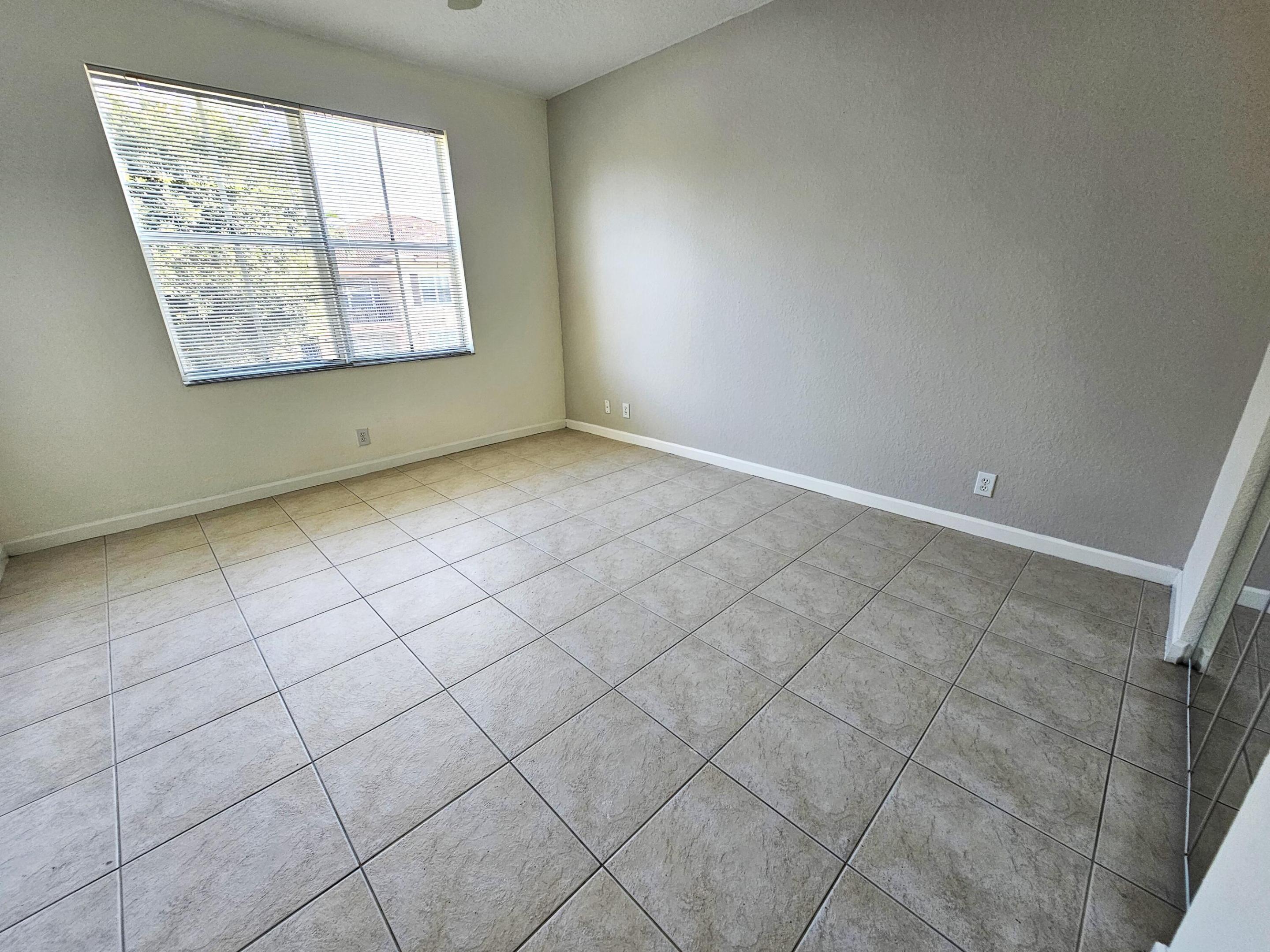 3569 Forest Hill #104, Palm Springs FL 33406