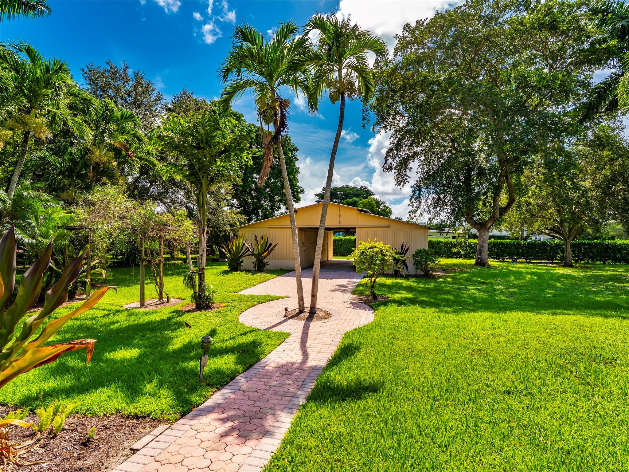 6556 NW 87th, Parkland FL 33067