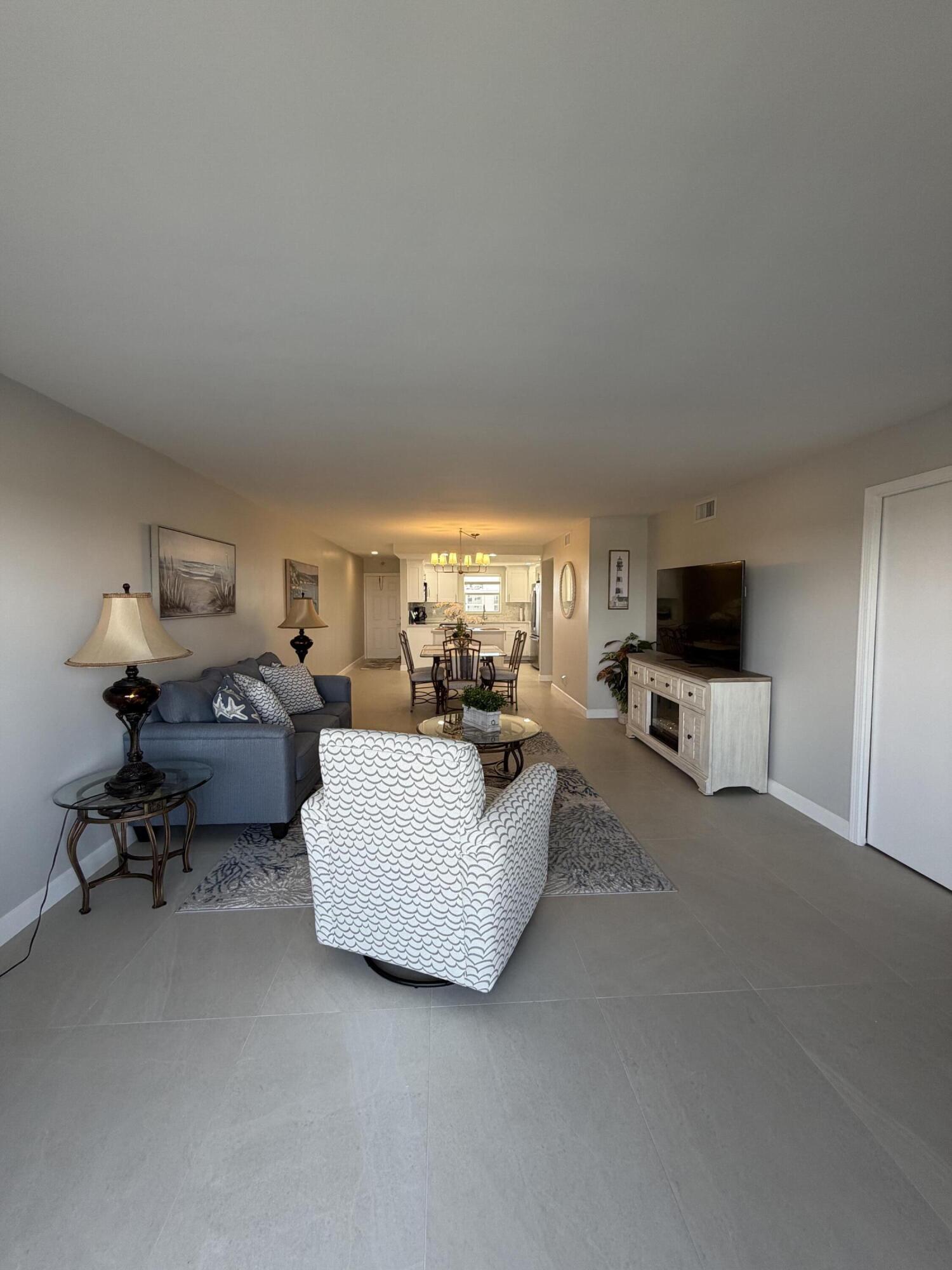 1160 Hillsboro Mile #604, Hillsboro Beach FL 33062