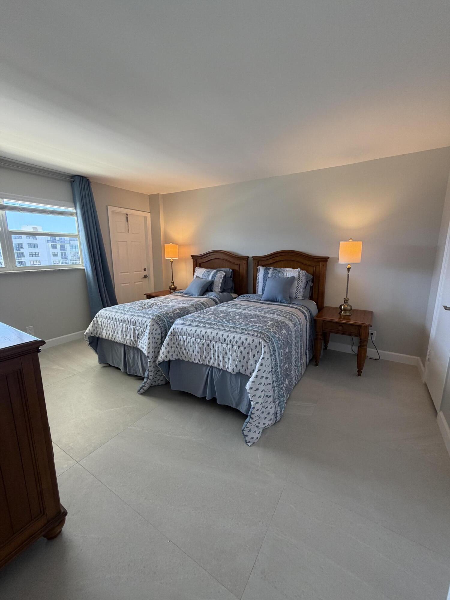 1160 Hillsboro Mile #604, Hillsboro Beach FL 33062