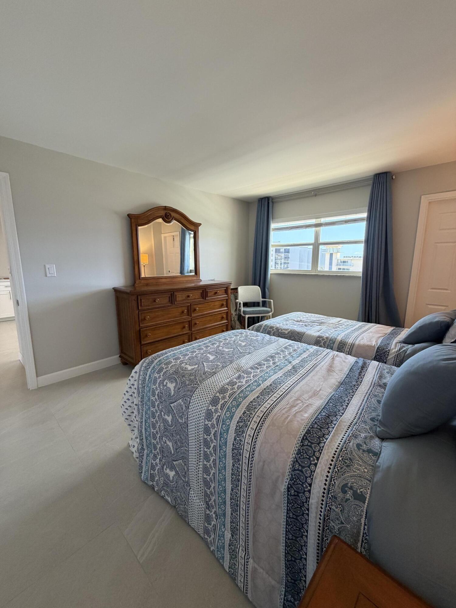 1160 Hillsboro Mile #604, Hillsboro Beach FL 33062