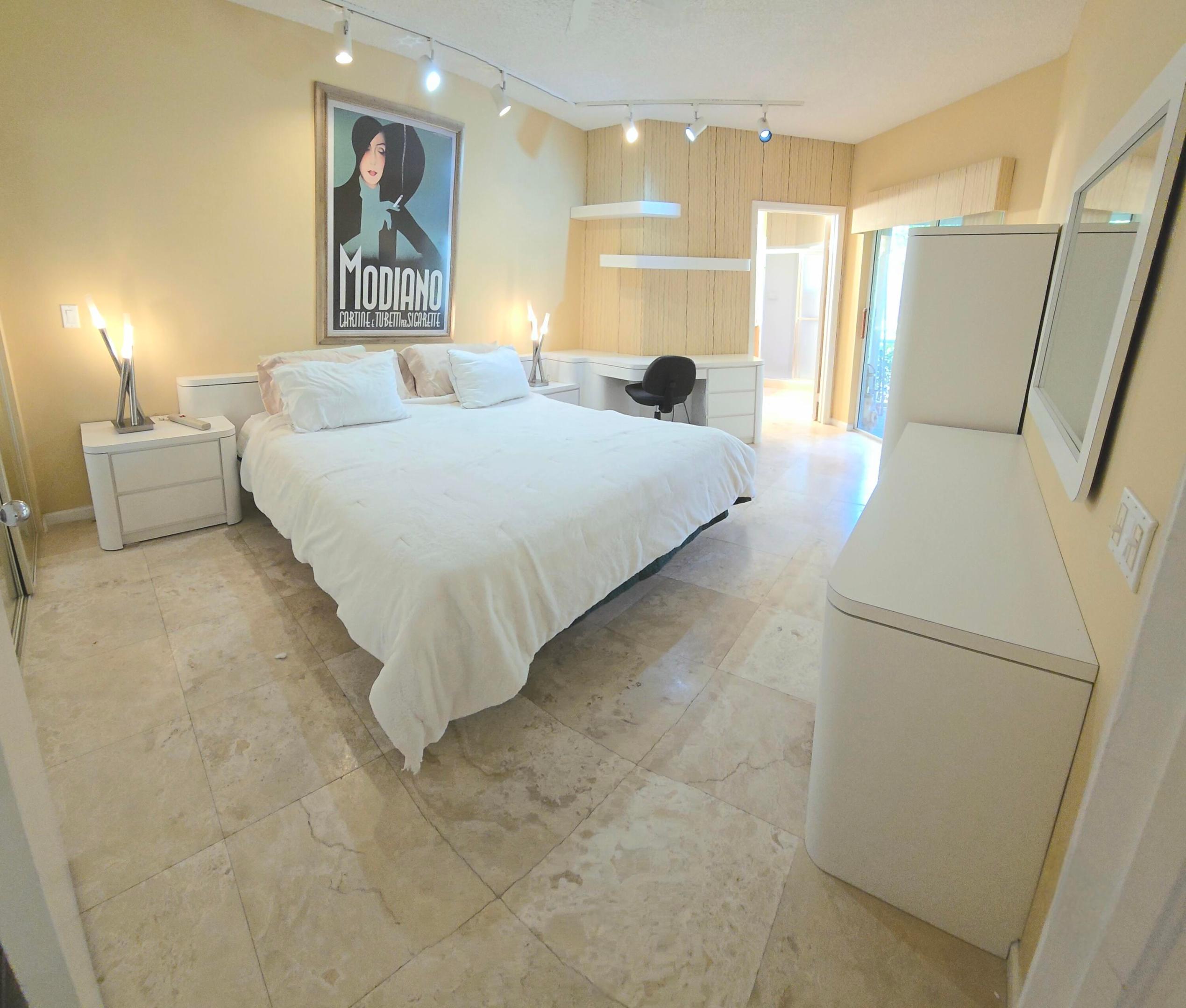 6566 Via Regina #6566, Boca Raton FL 33433