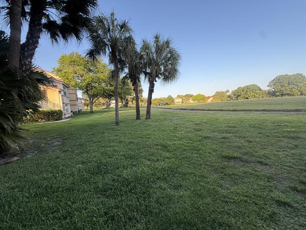 3390 Pinewalk #1012, Margate FL 33063