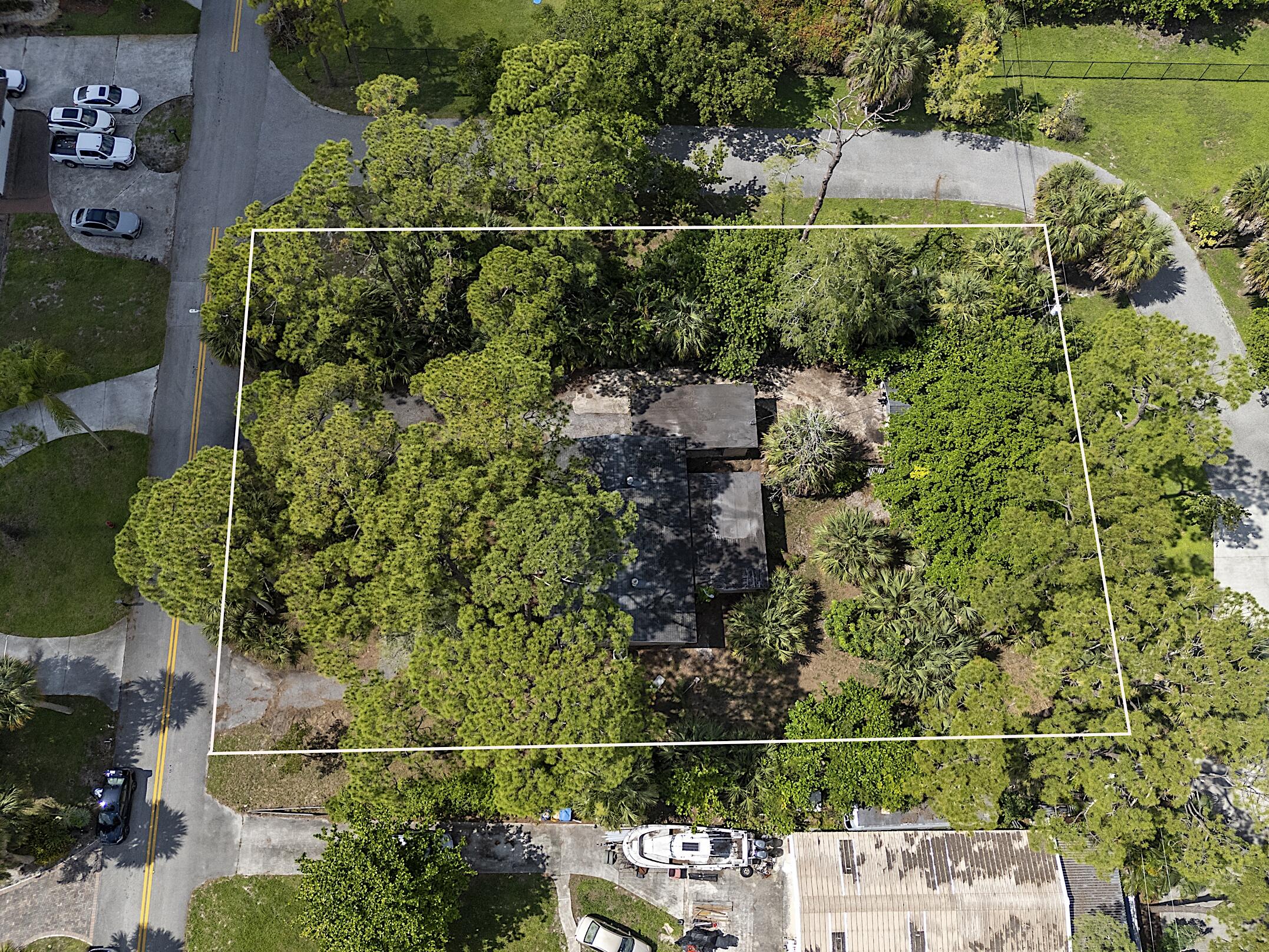 799 Ivory, Haverhill FL 33415