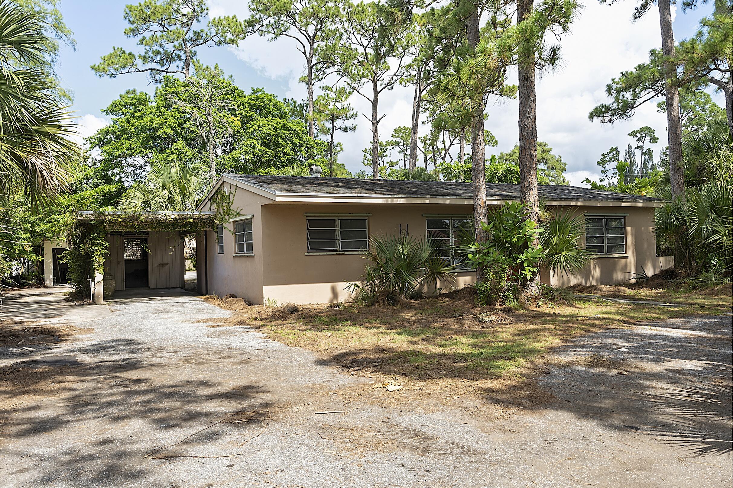 799 Ivory, Haverhill FL 33415