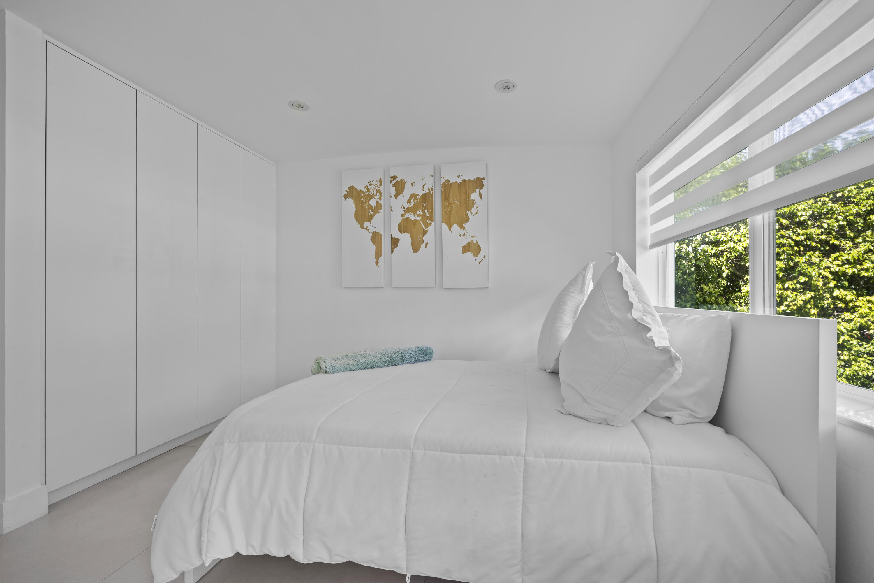 630 Allendale, Key Biscayne FL 33149
