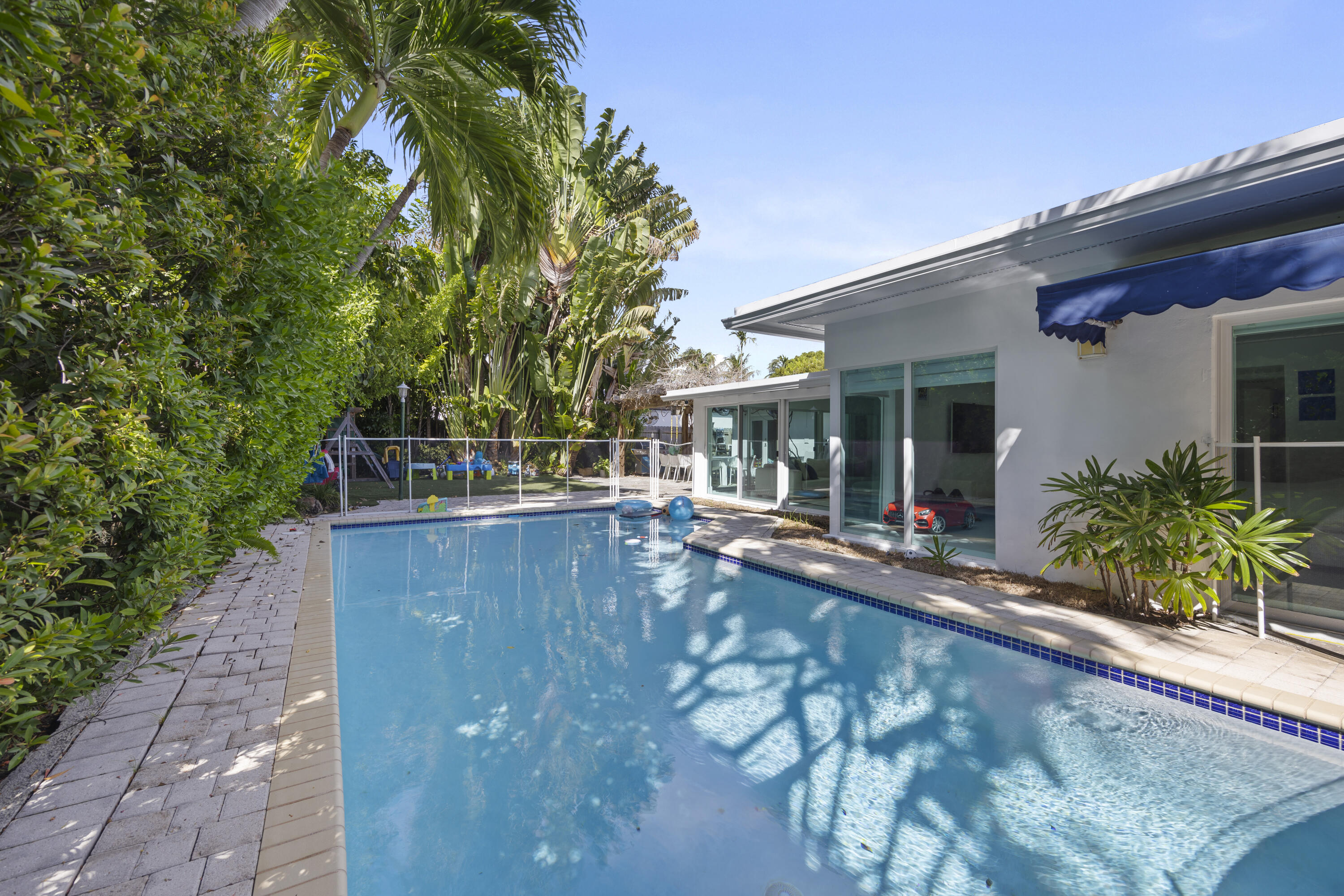 630 Allendale, Key Biscayne FL 33149