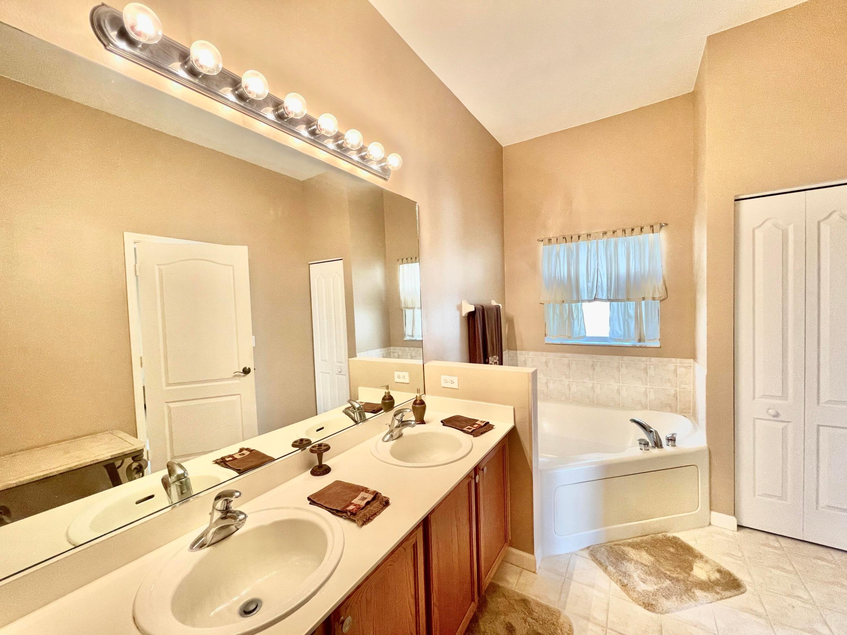 137 Canterbury, Royal Palm Beach FL 33414