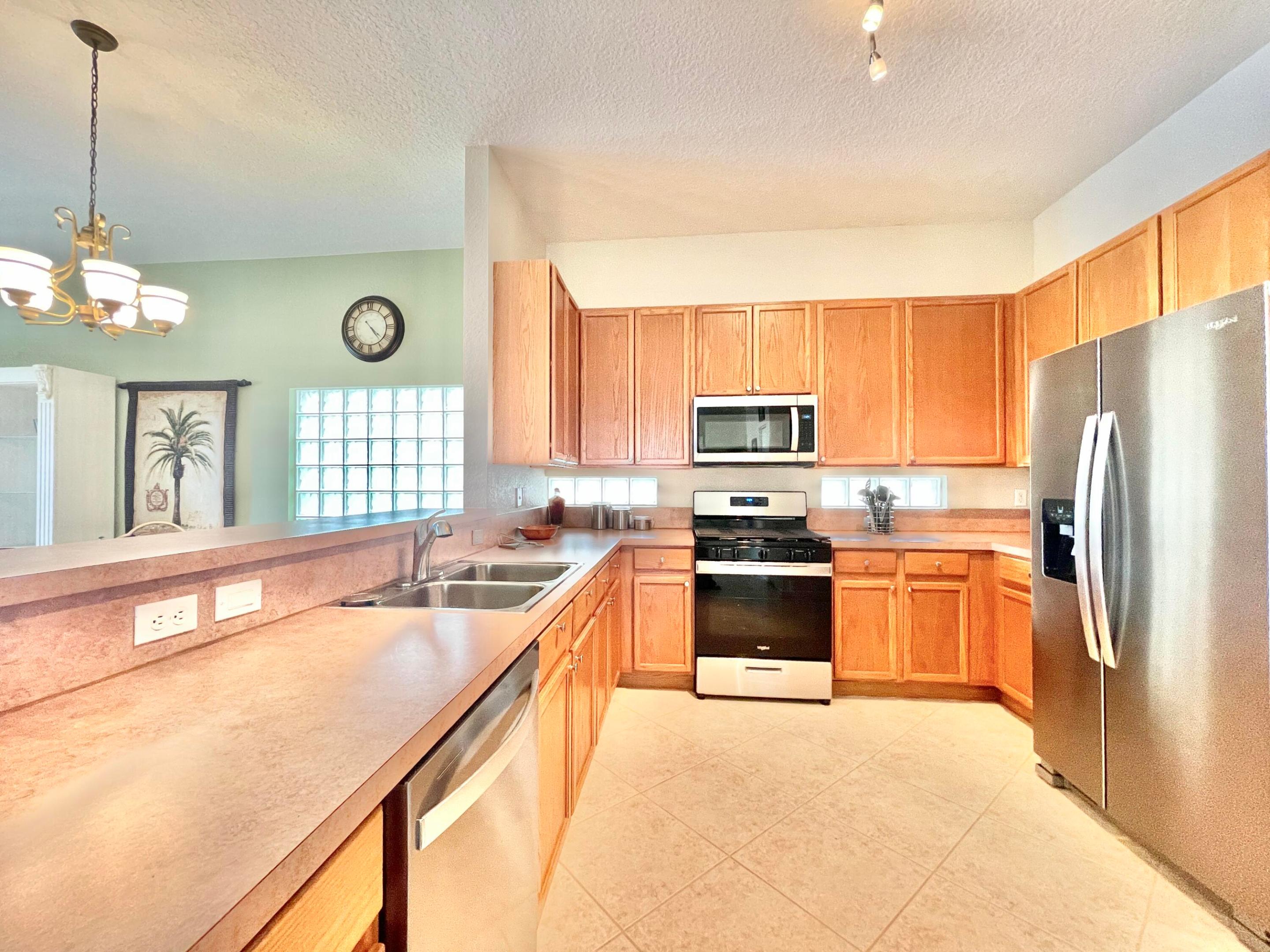 137 Canterbury, Royal Palm Beach FL 33414