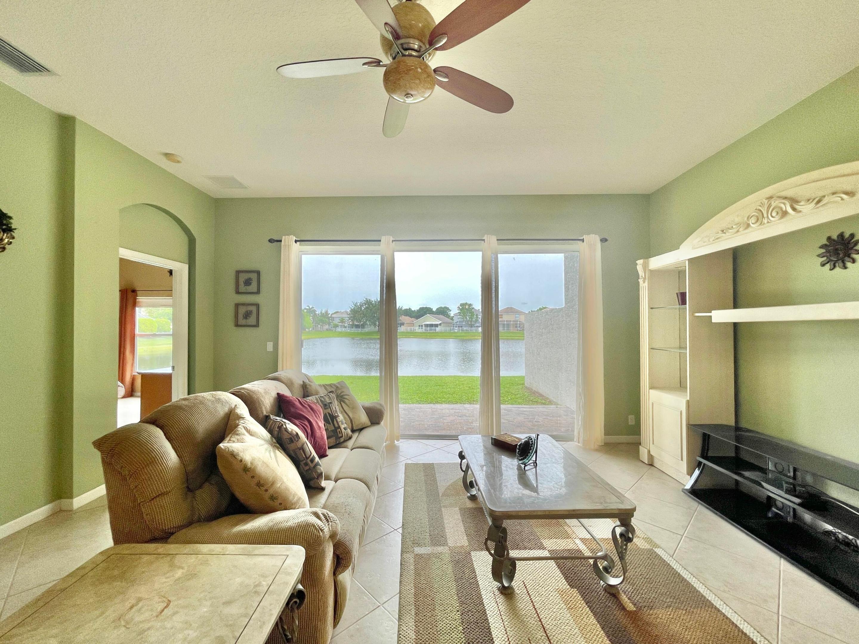 137 Canterbury, Royal Palm Beach FL 33414