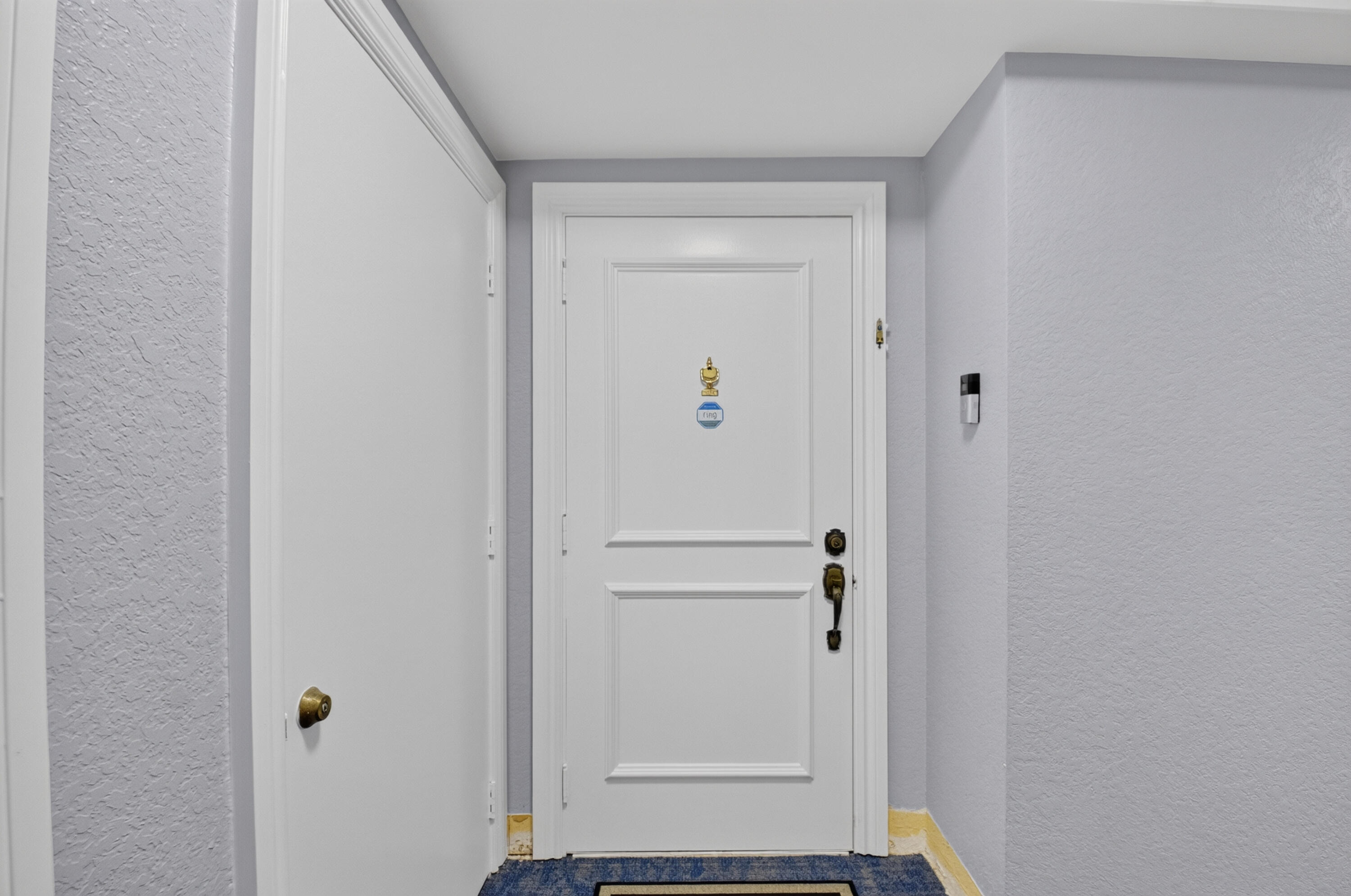 7847 Lakeside #1024, Boca Raton FL 33434