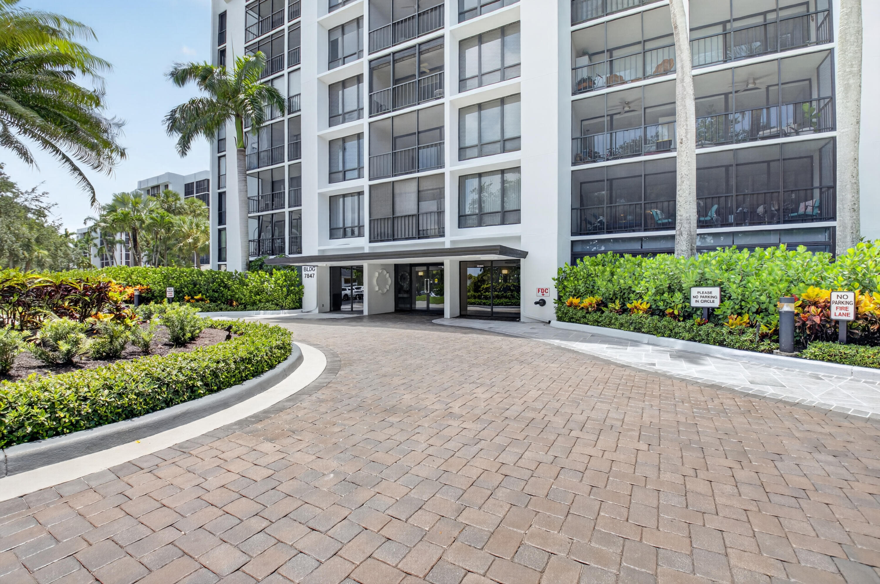 7847 Lakeside #1024, Boca Raton FL 33434
