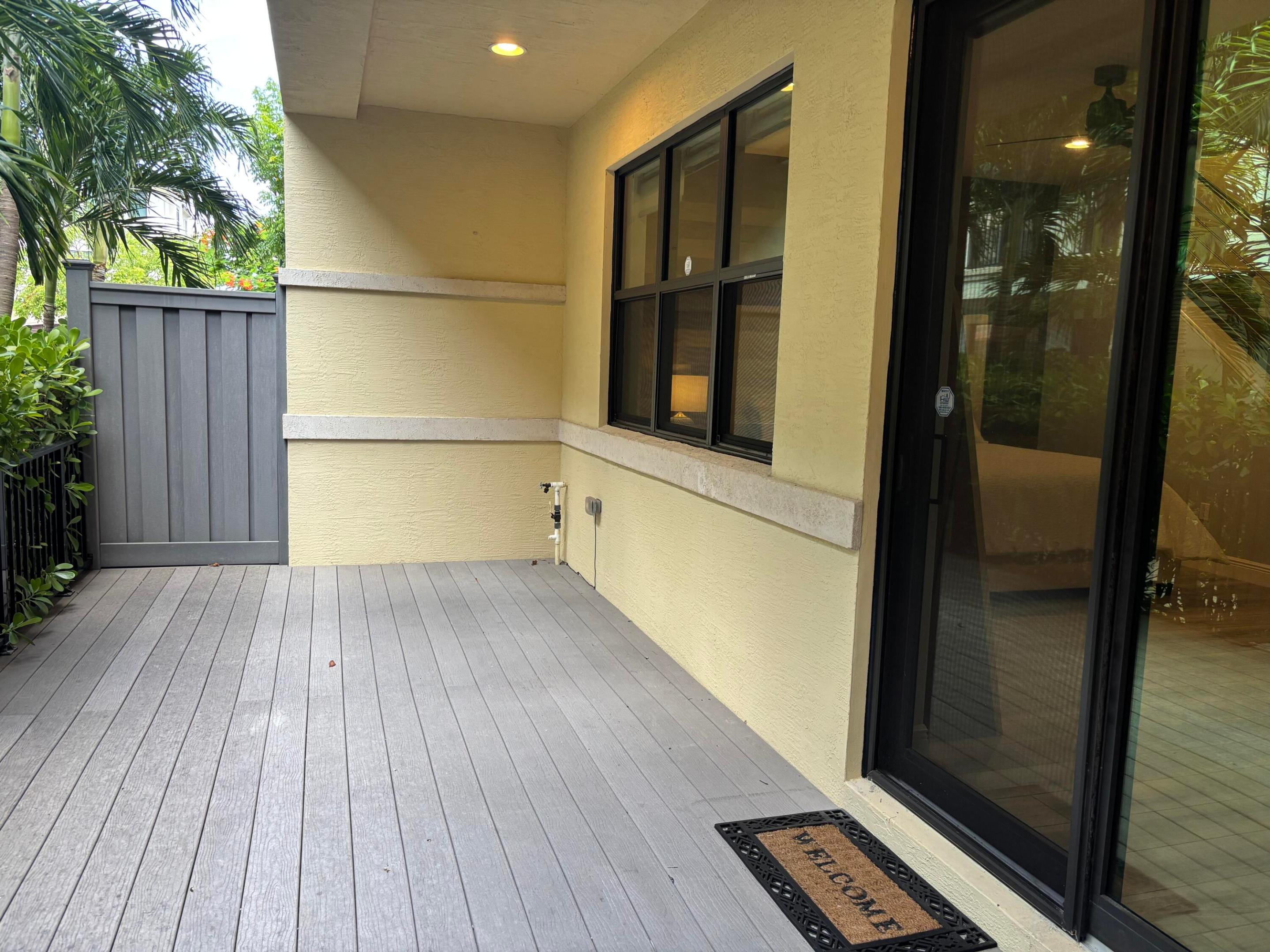 621 Windward, Boynton Beach FL 33435