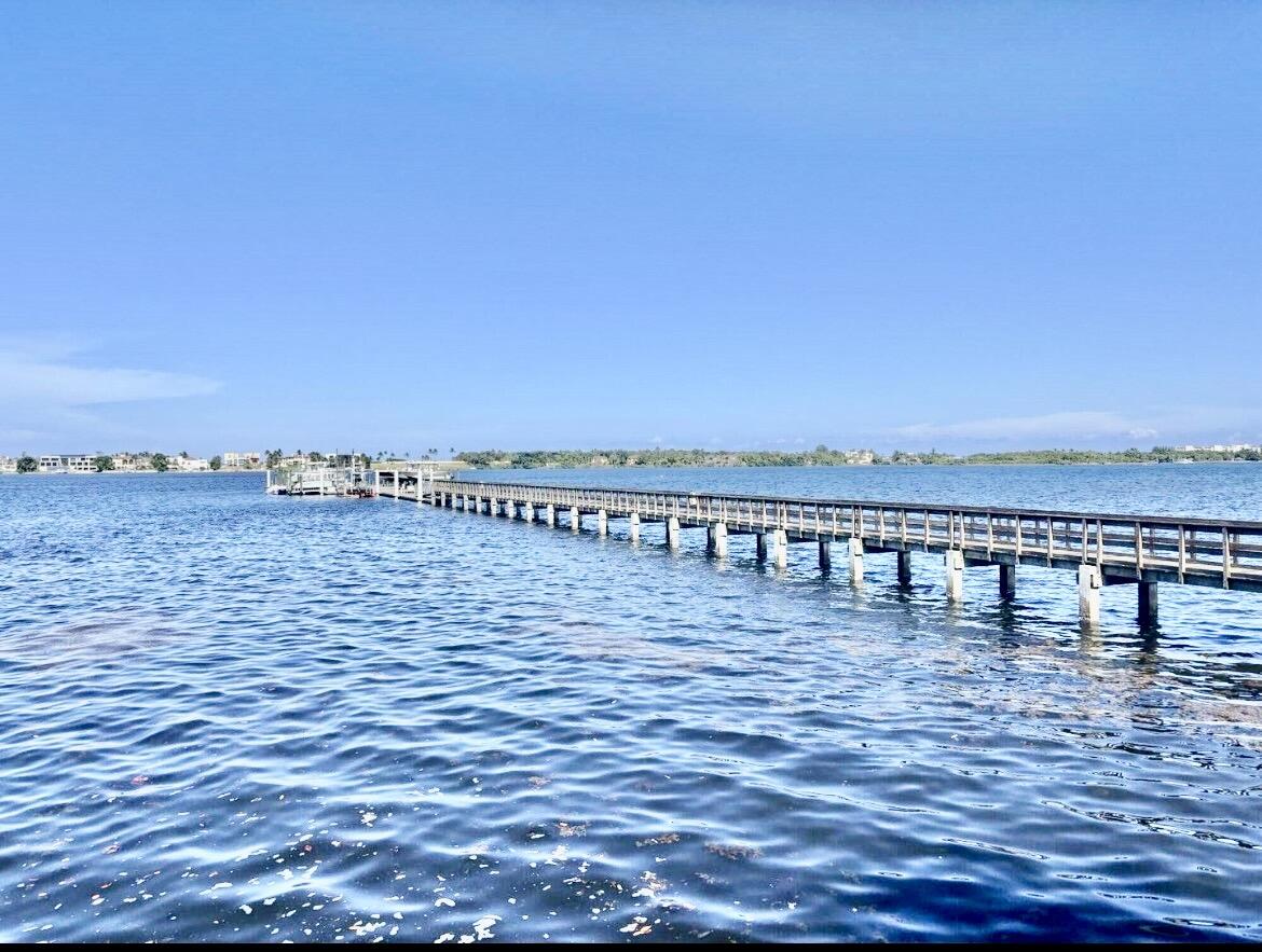 621 Windward, Boynton Beach FL 33435