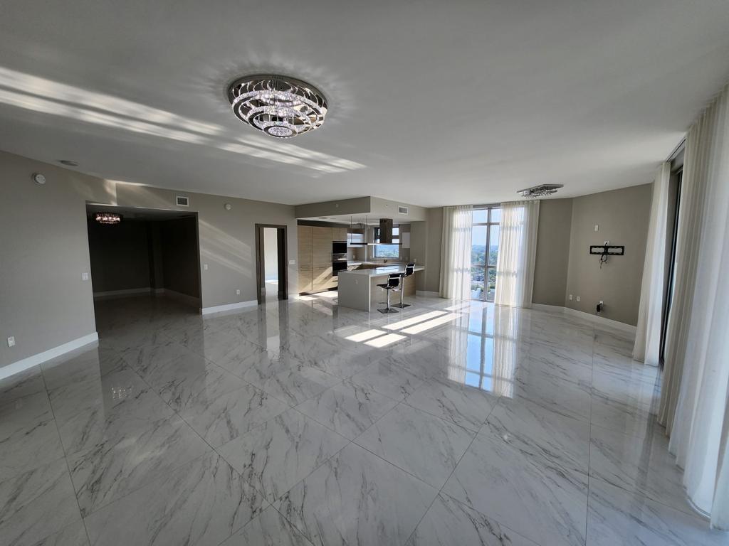 17301 Biscayne #1202, North Miami Beach FL 33160