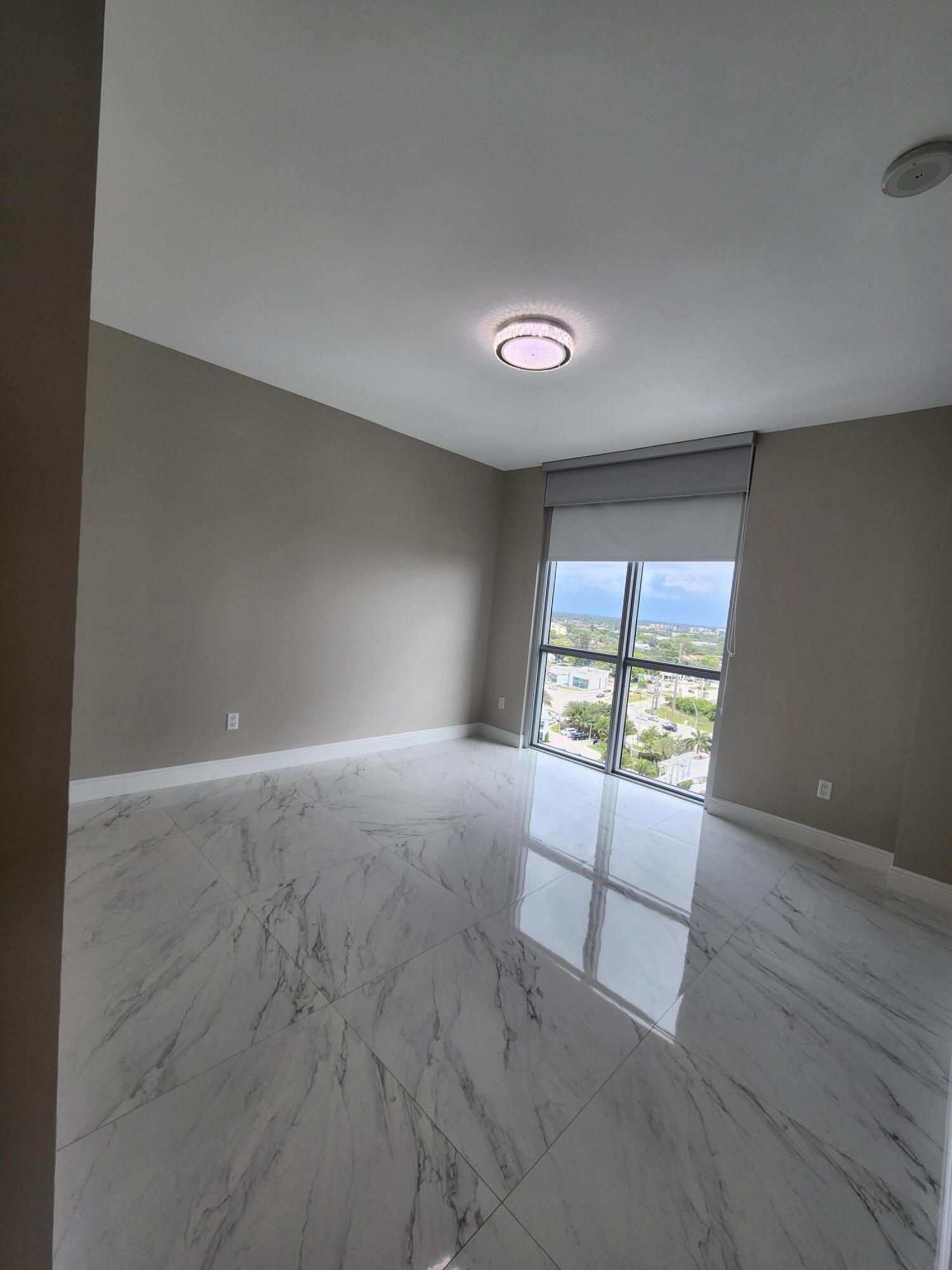 17301 Biscayne #1202, North Miami Beach FL 33160